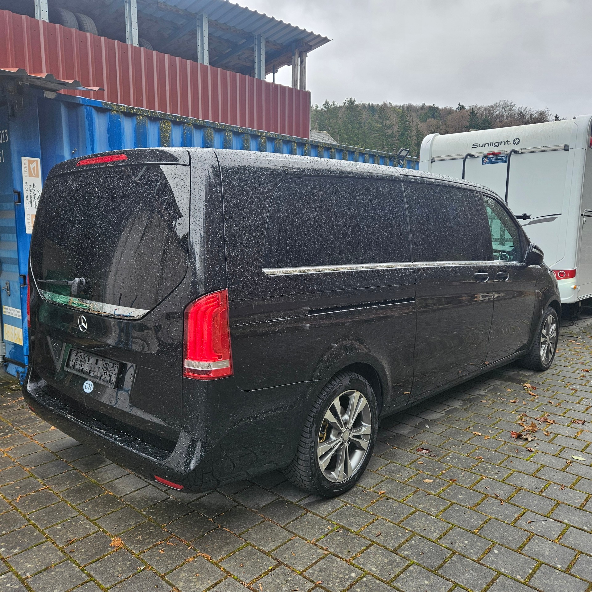 MERCEDES-BENZ V 250 d Avantgarde extralang 7G-Tronic-image-2