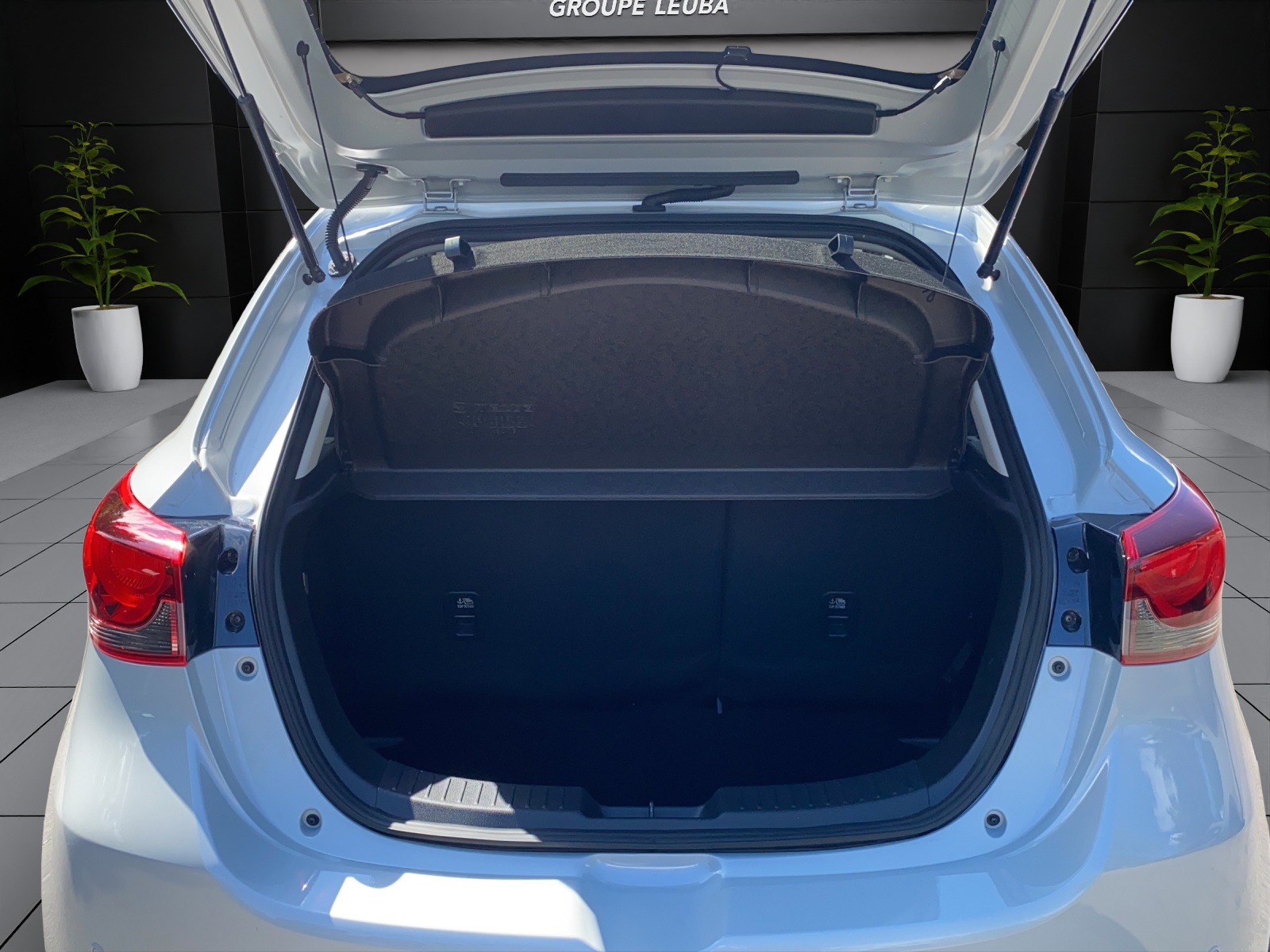 Image MAZDA 2 2 SKYACTIV-G 90 Homura Aka Automat