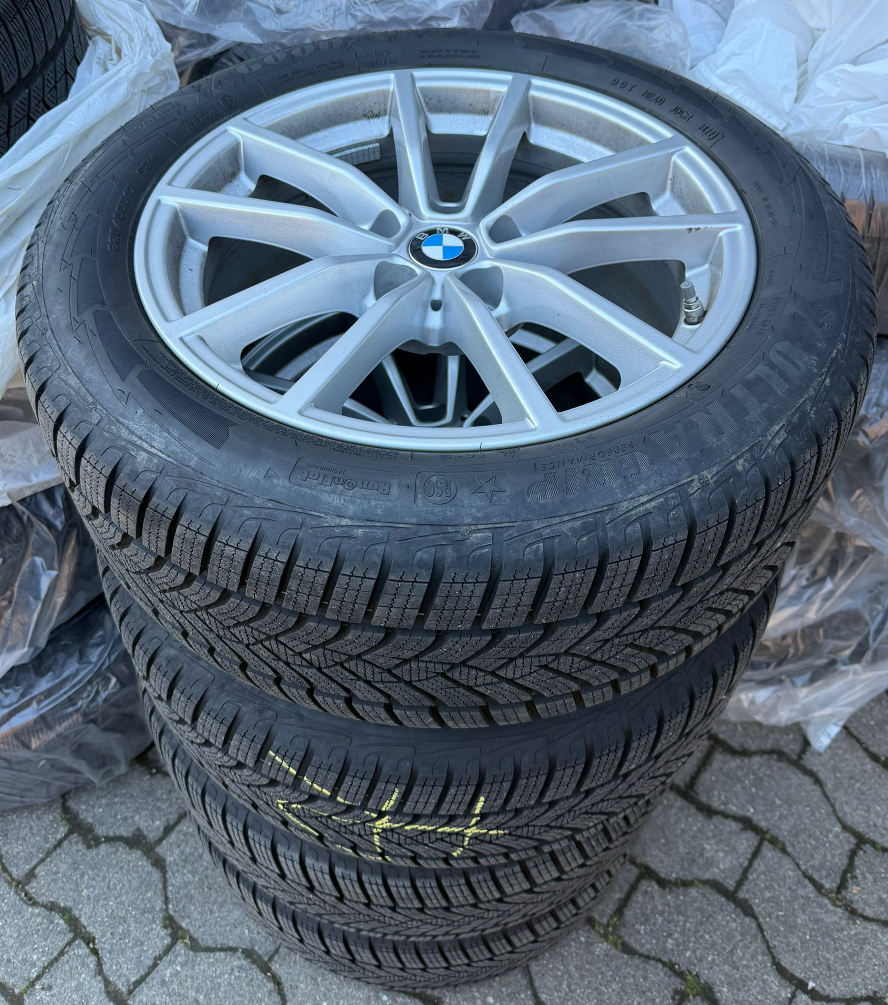 BMW 320d xDrive 48V Touring Steptronic M Sport + AHK 1.8T-image-28