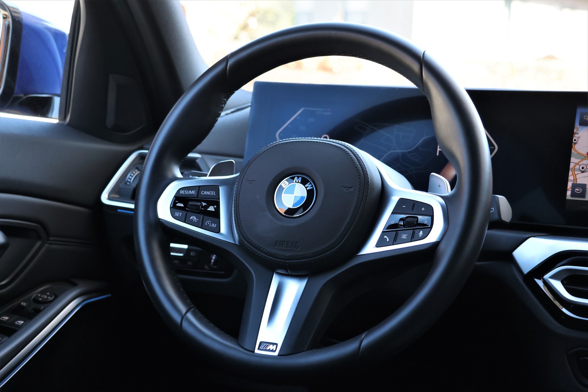 BMW 320d xDrive 48V Touring Steptronic M Sport + AHK 1.8T-image-13