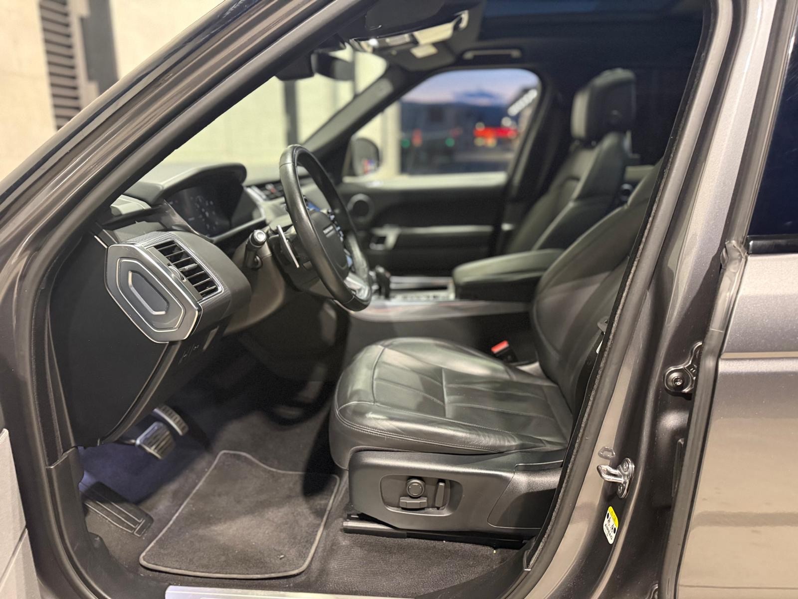 LAND ROVER Range Rover Sport 3.0 SDV6 SE Automatic-image-11