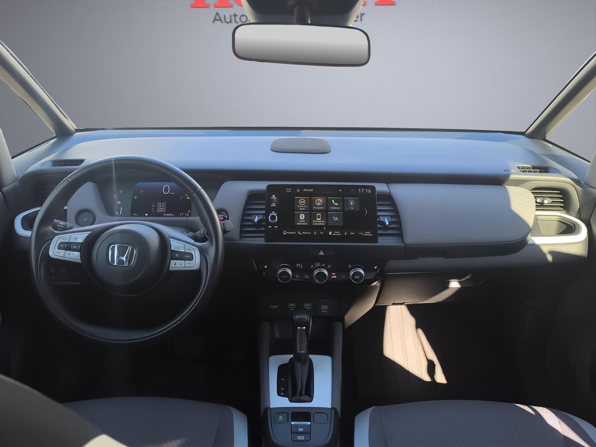 HONDA Jazz 1.5 i-MMD Crosstar Executive-image-8
