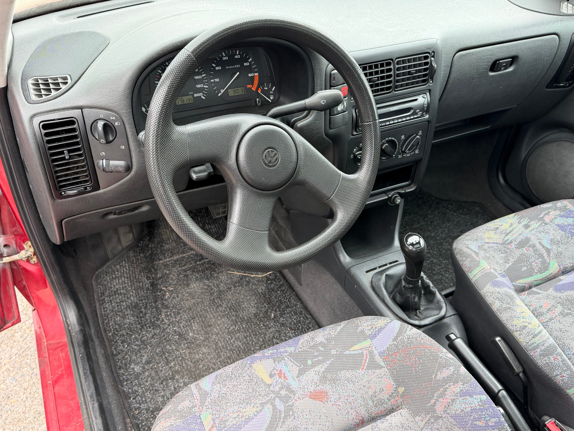 VW Polo 55-image-15