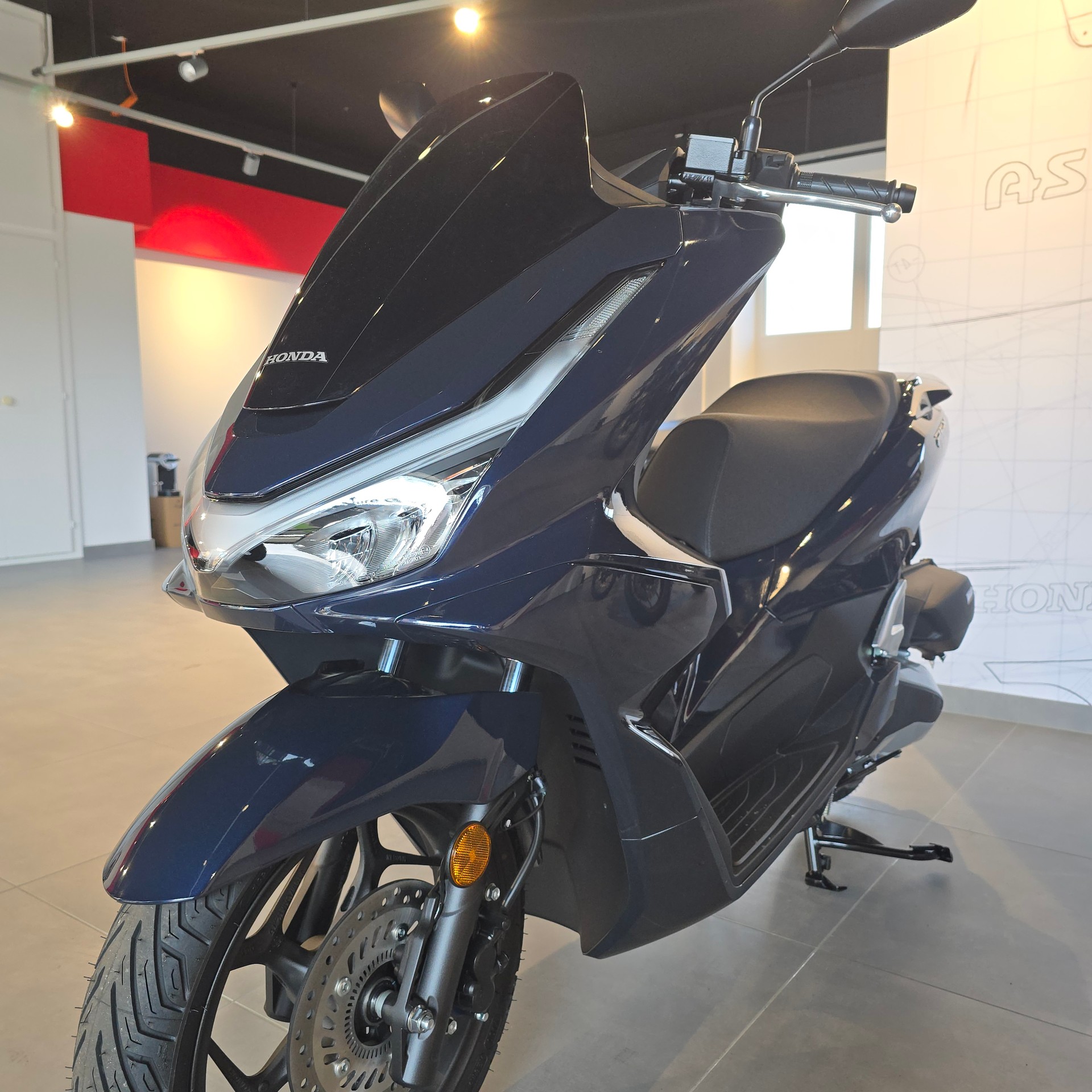HONDA PCX 125 DX TFT.connectivity