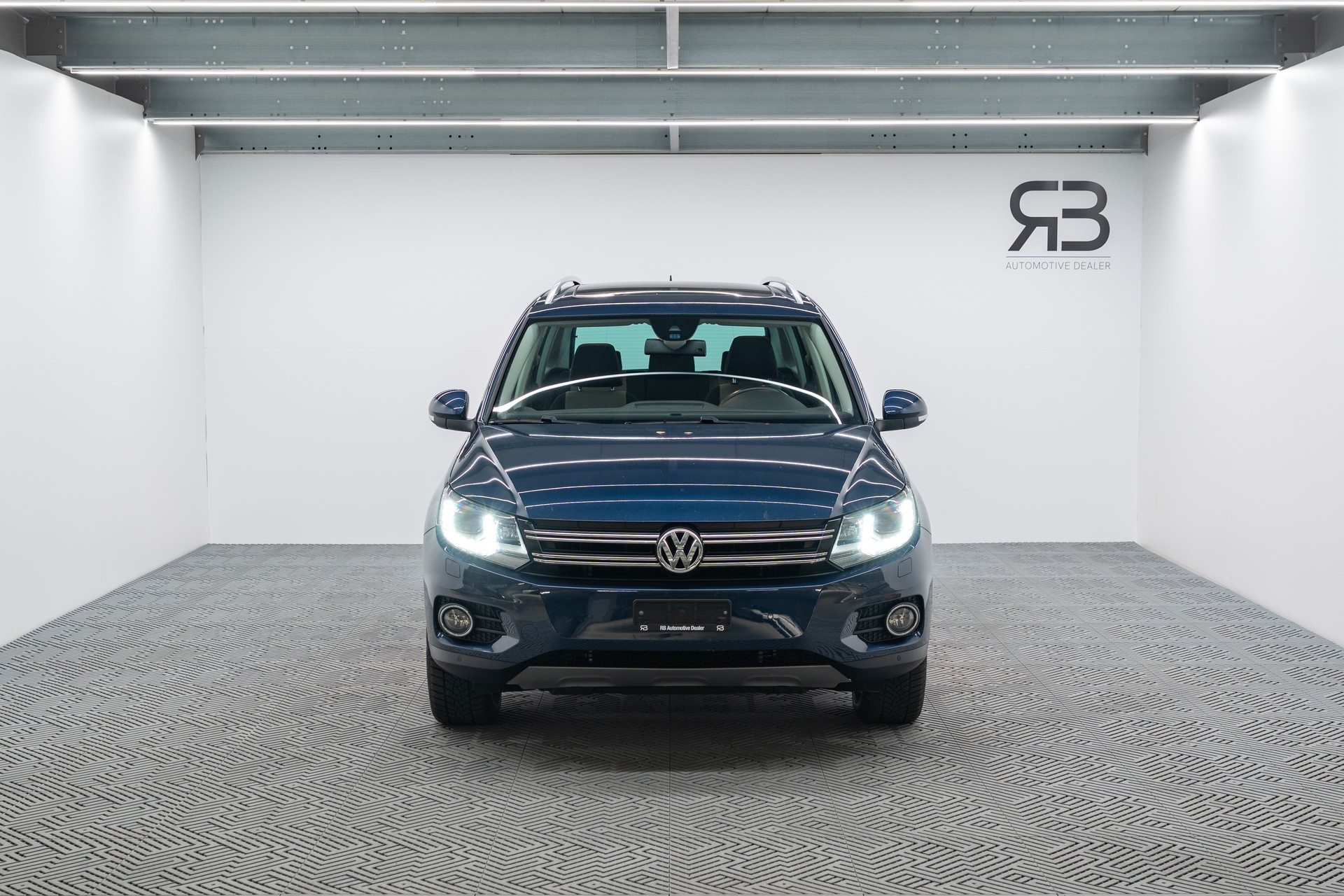 VW Tiguan 2.0 TSI Track&Field 4Motion DSG-image-1