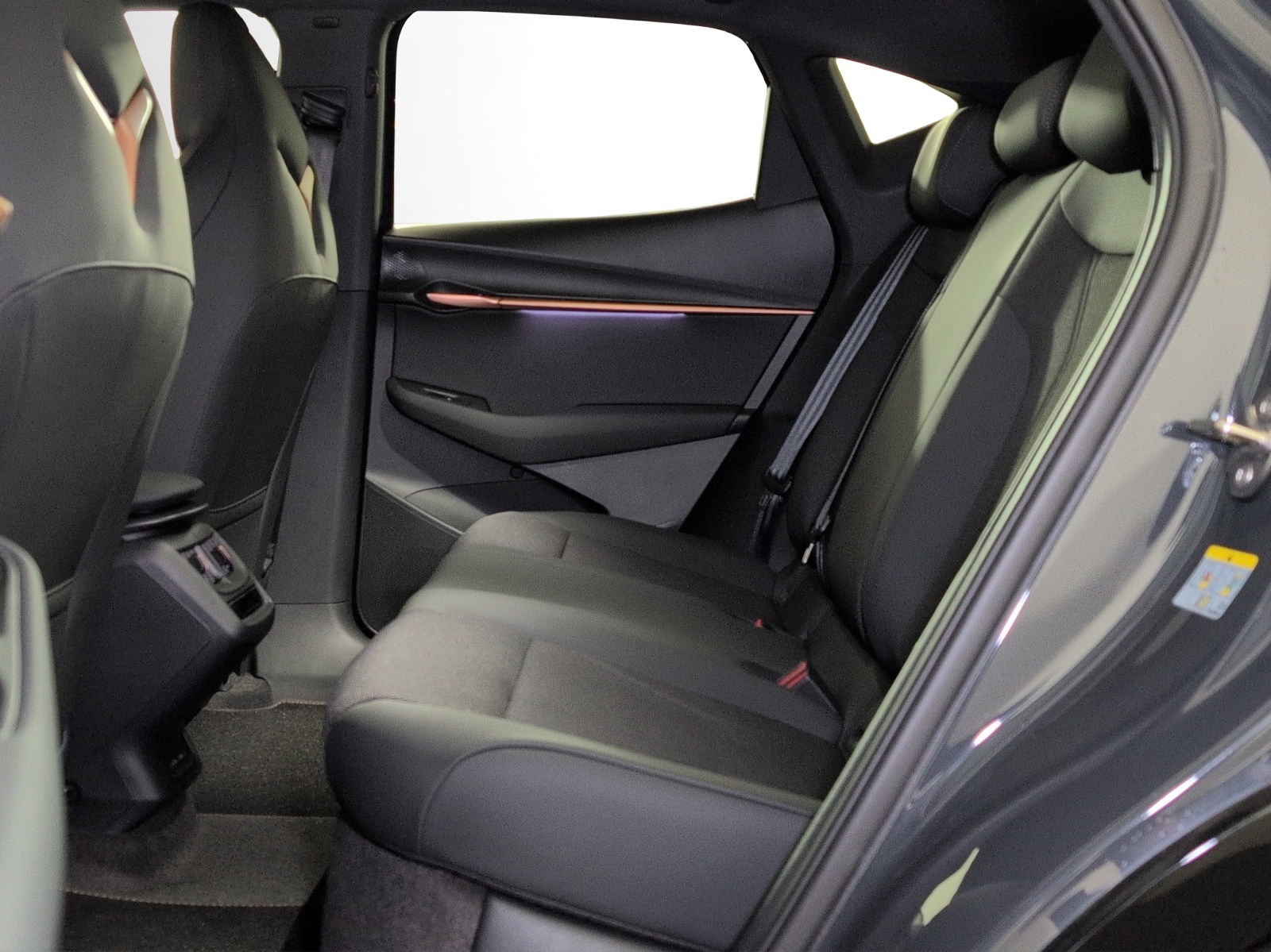 CUPRA Tavascan 77 kWh Edge 4D-image-7