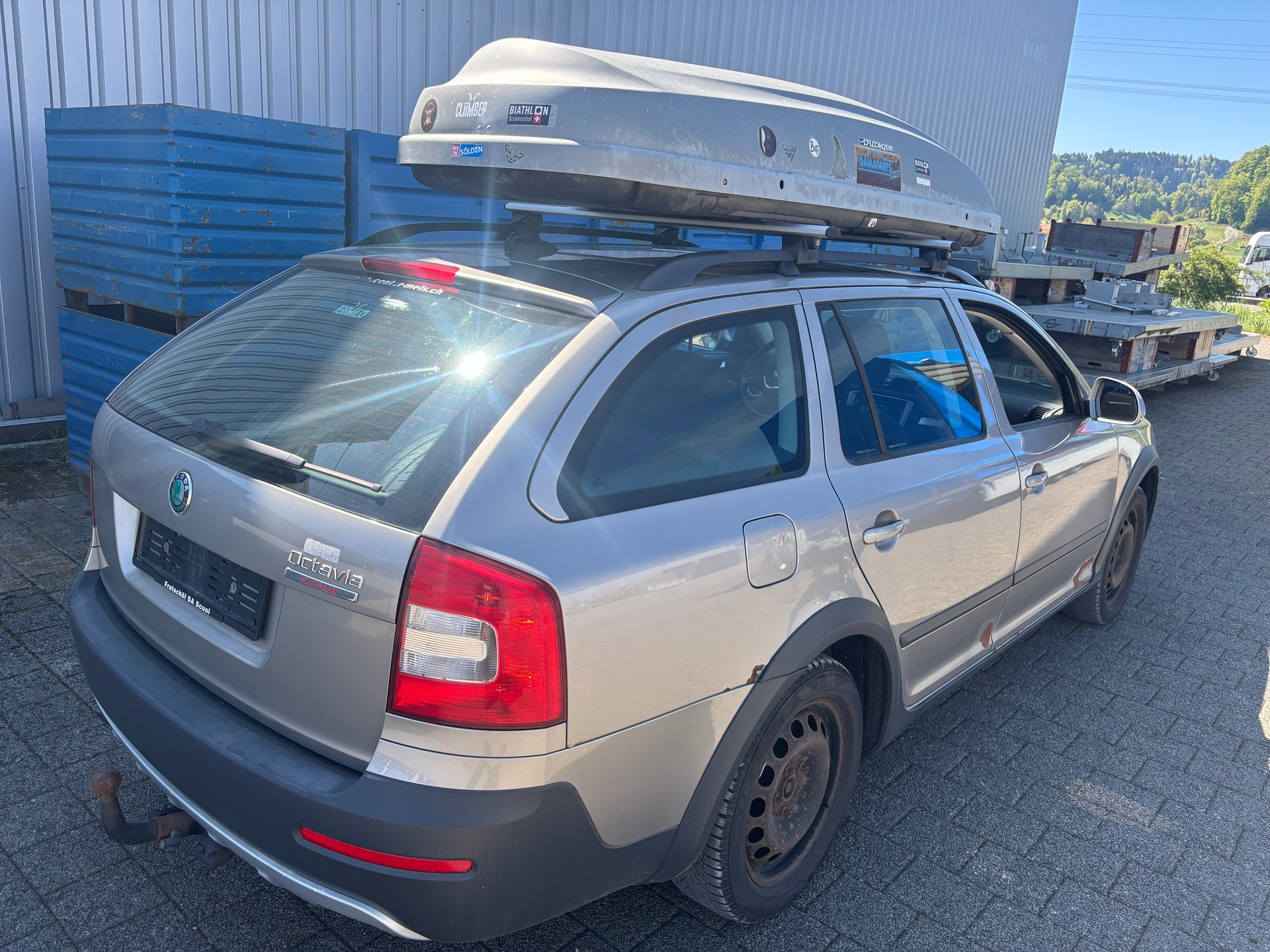 SKODA Octavia Combi 2.0 TDI Scout 4x4 DSG-image-3