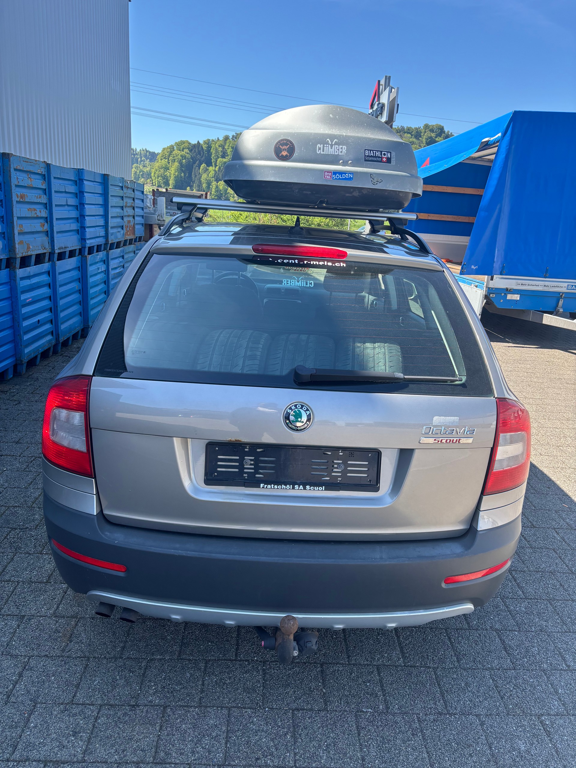 SKODA Octavia Combi 2.0 TDI Scout 4x4 DSG-image-4