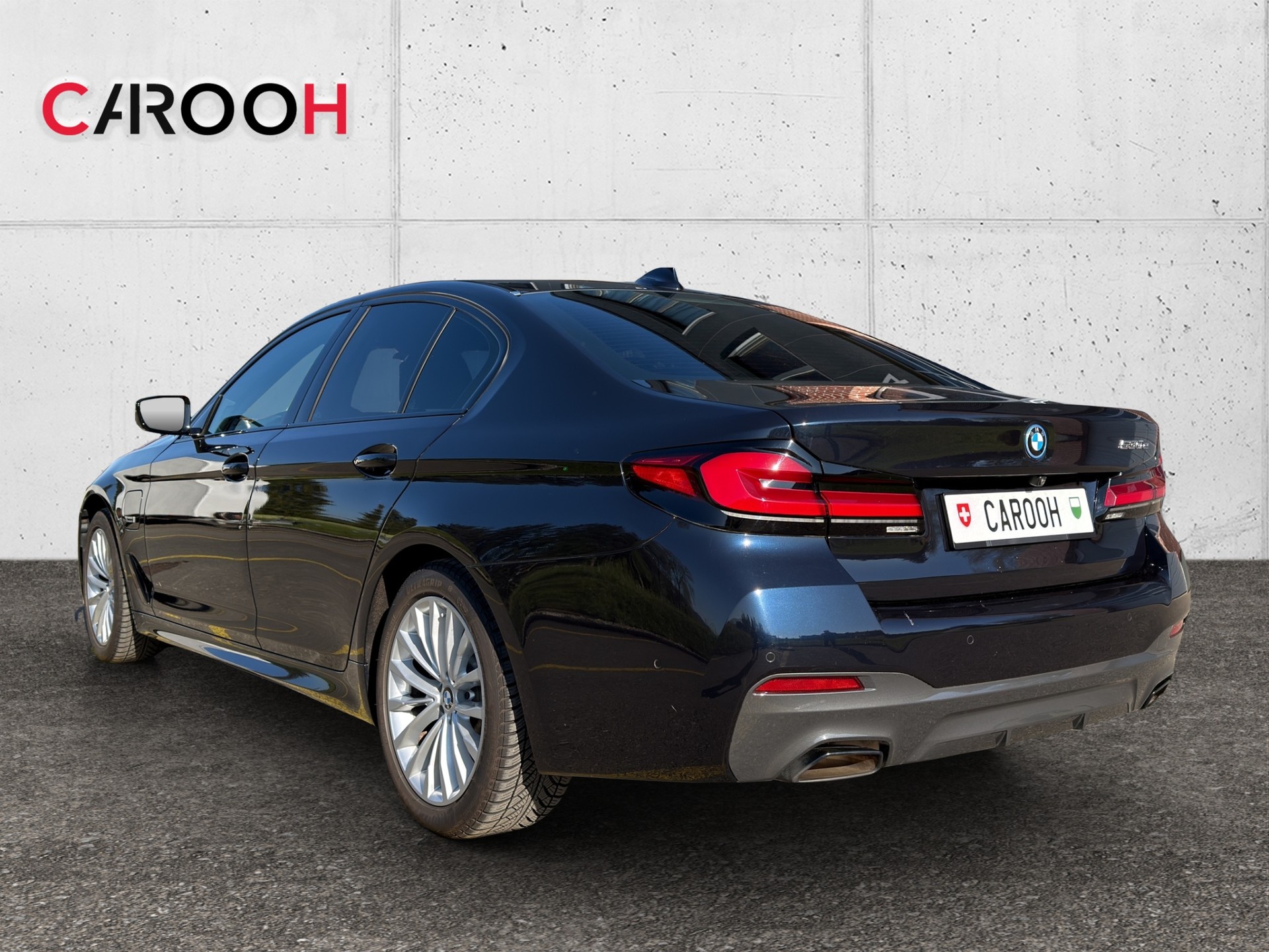 BMW 530e xDrive M Sport Steptronic-image-5
