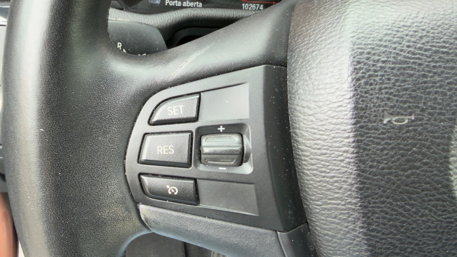 BMW X3 xDrive 20d -" Pack M * Capteur + Camera de Recul * intérieur cuir * jantes 19 pouces * sièges chauffants+électriques "-image-12