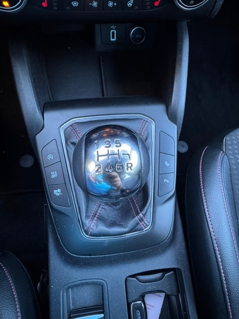 FORD Focus 1.0 SCTi Active-image-18