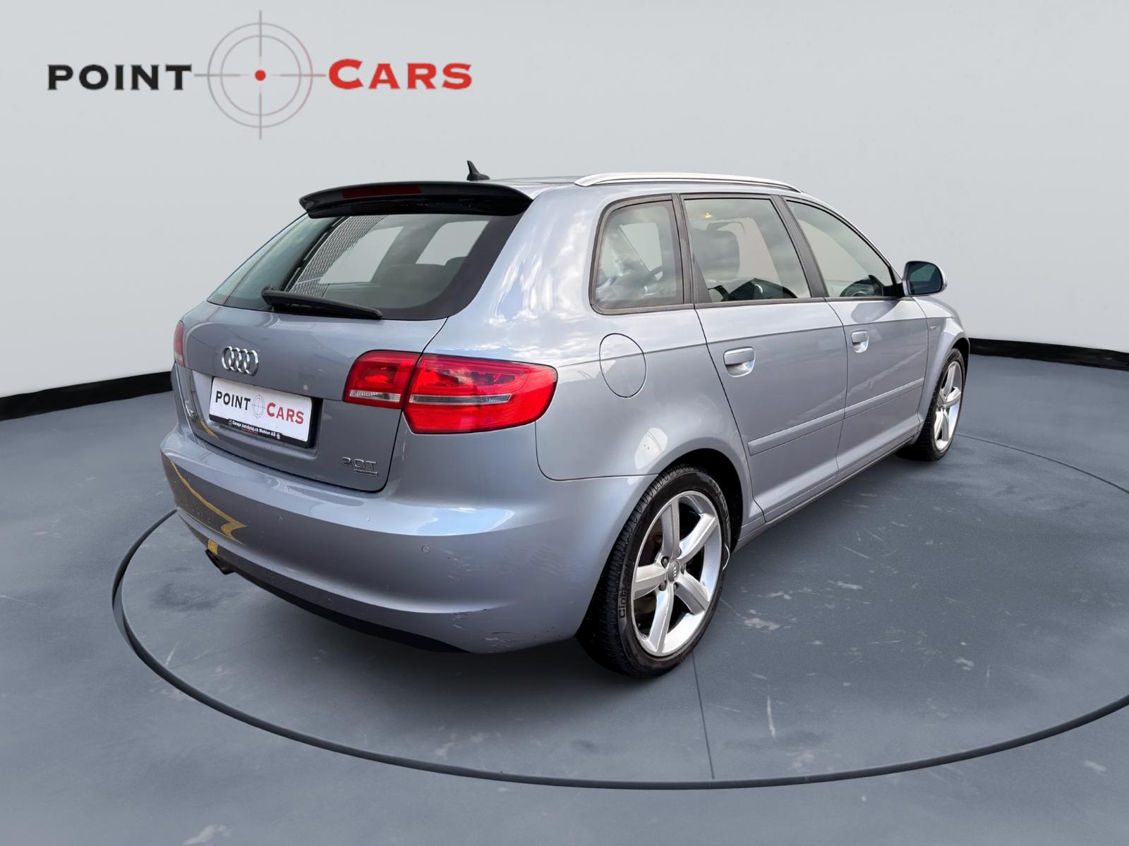 AUDI A3 Sportback 2.0 TFSI Ambition quattro S-tronic-image-4