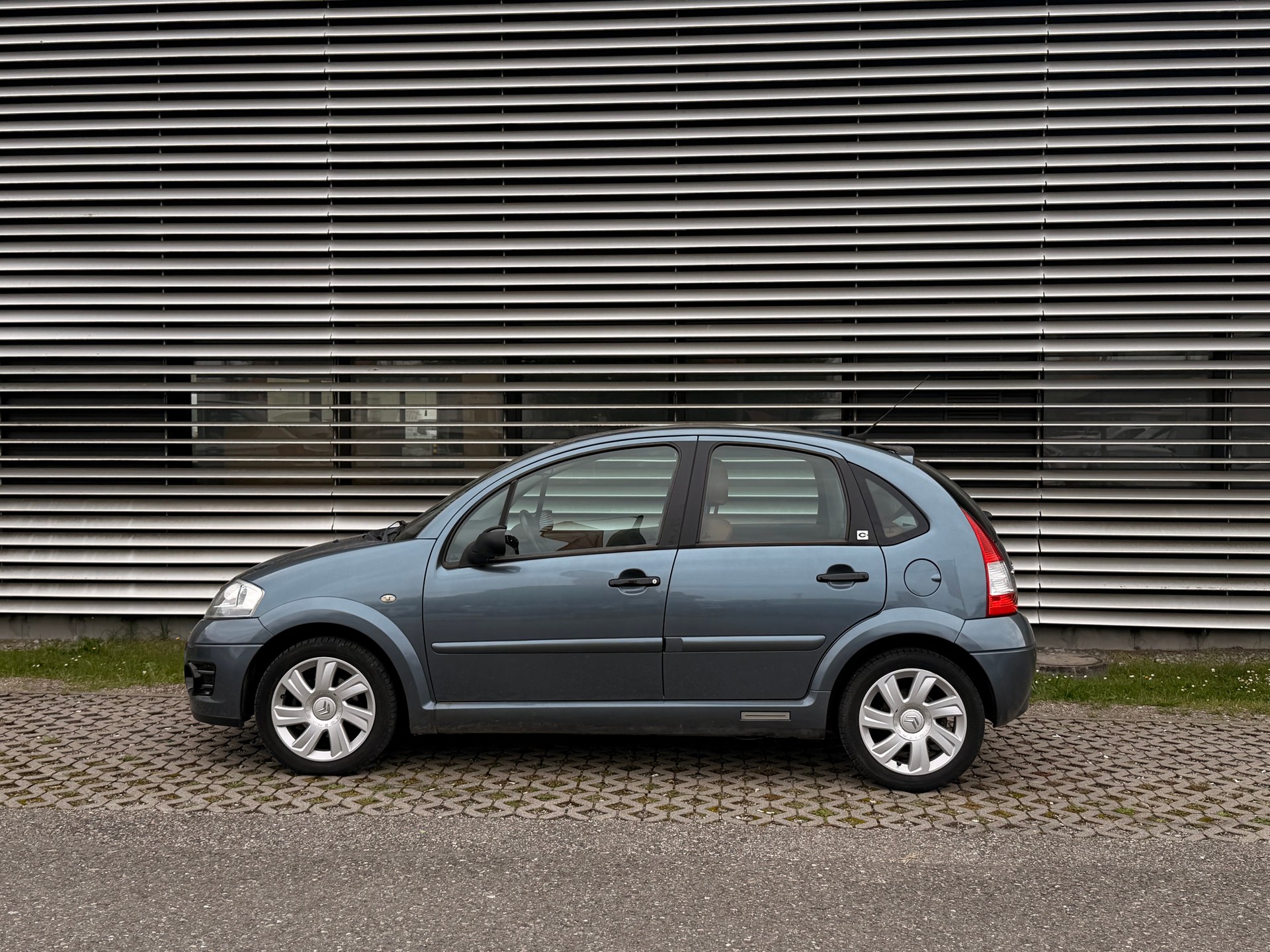 CITROEN C3 1.6i 16V Exclusive-image-3