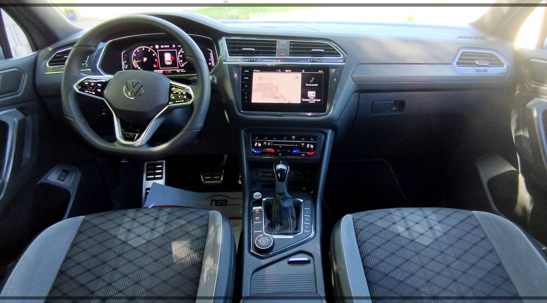 VW Tiguan Allspace 2.0TSI R-Line 4Motion DSG-image-12
