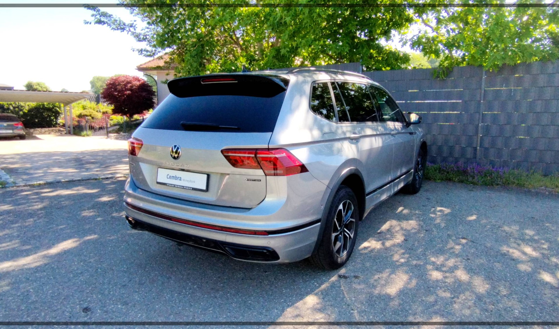VW Tiguan Allspace 2.0TSI R-Line 4Motion DSG-image-6