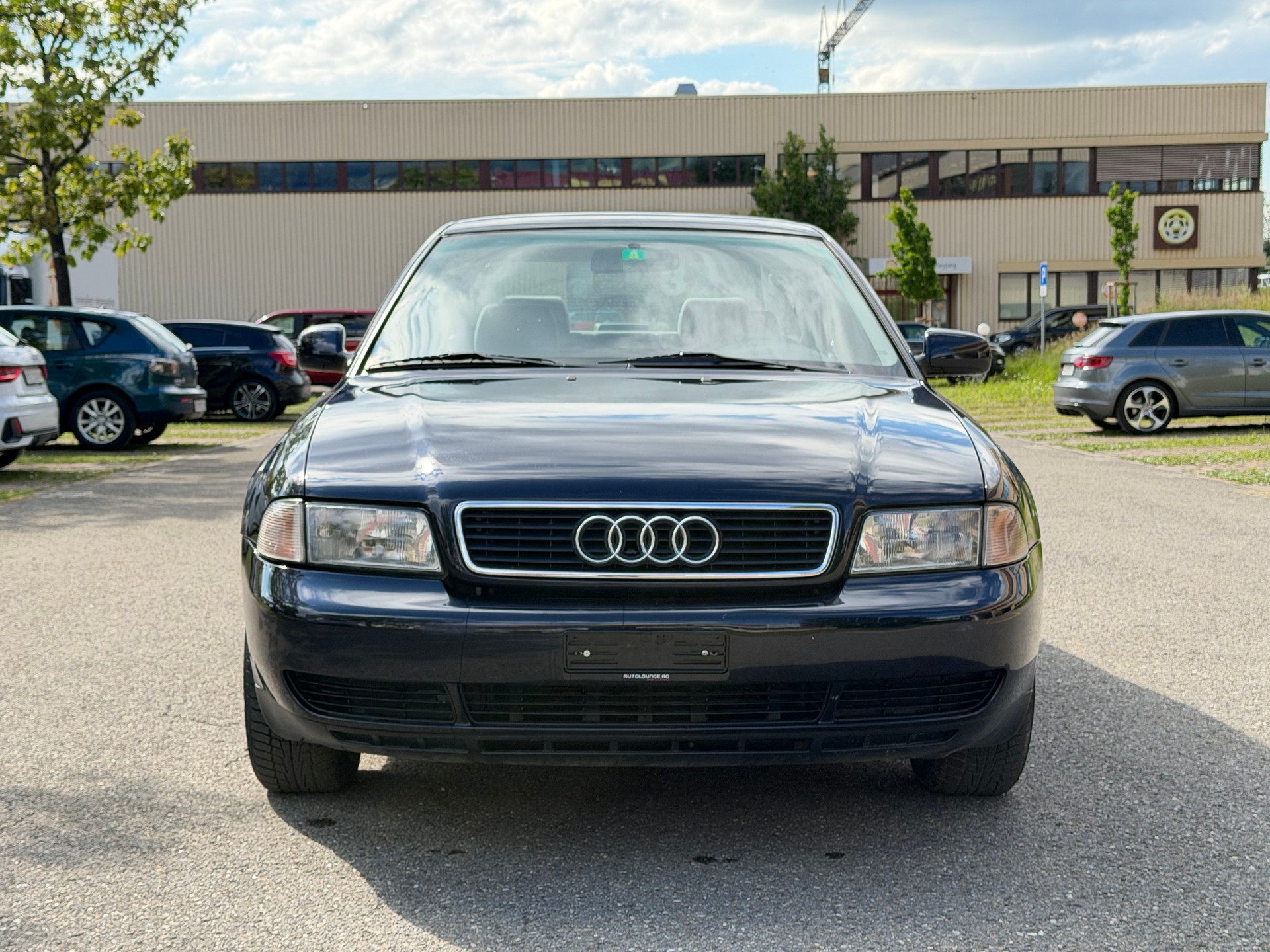 AUDI A4 2.6-showroom-element-1