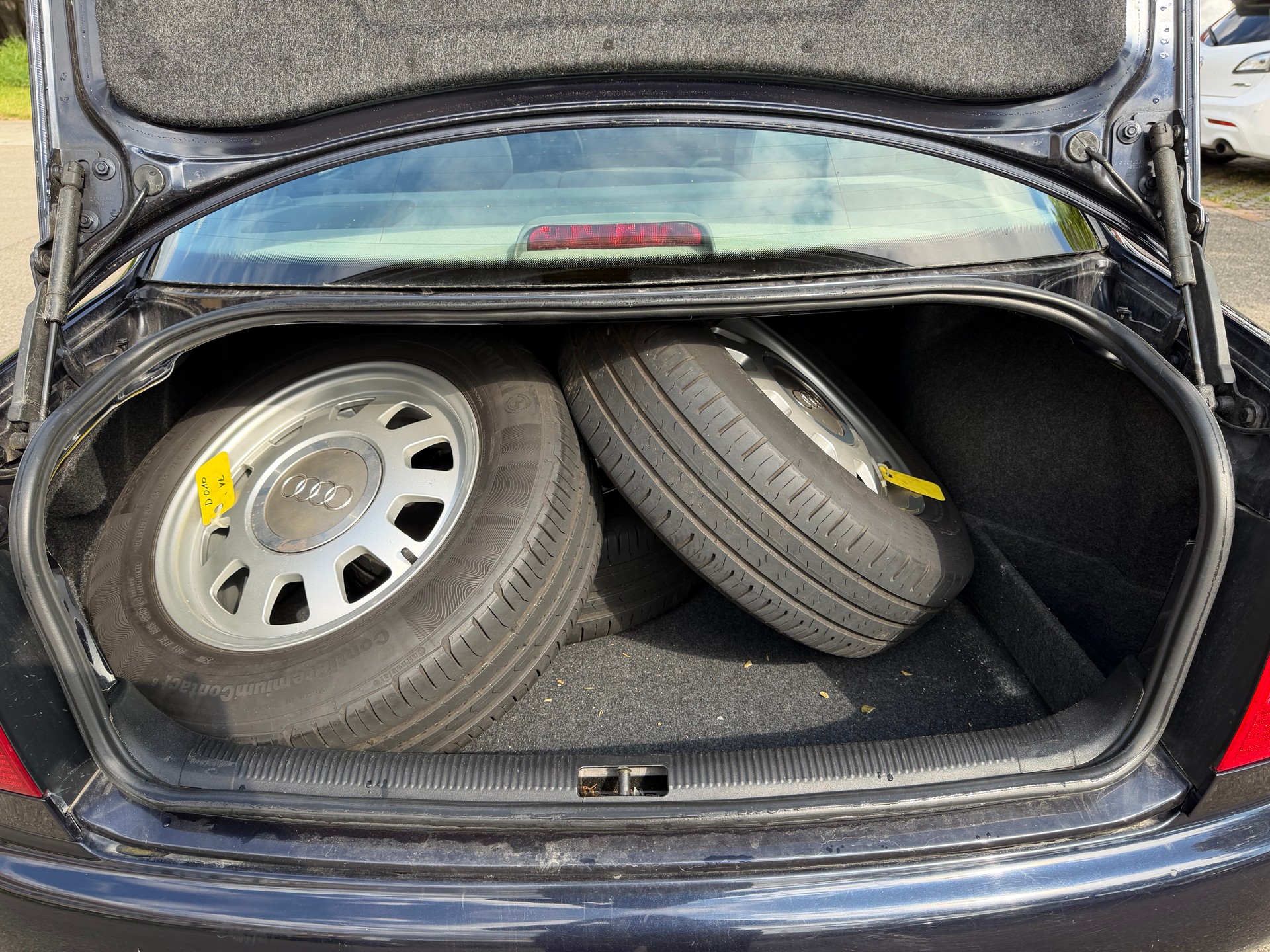 AUDI A4 2.6-image-10