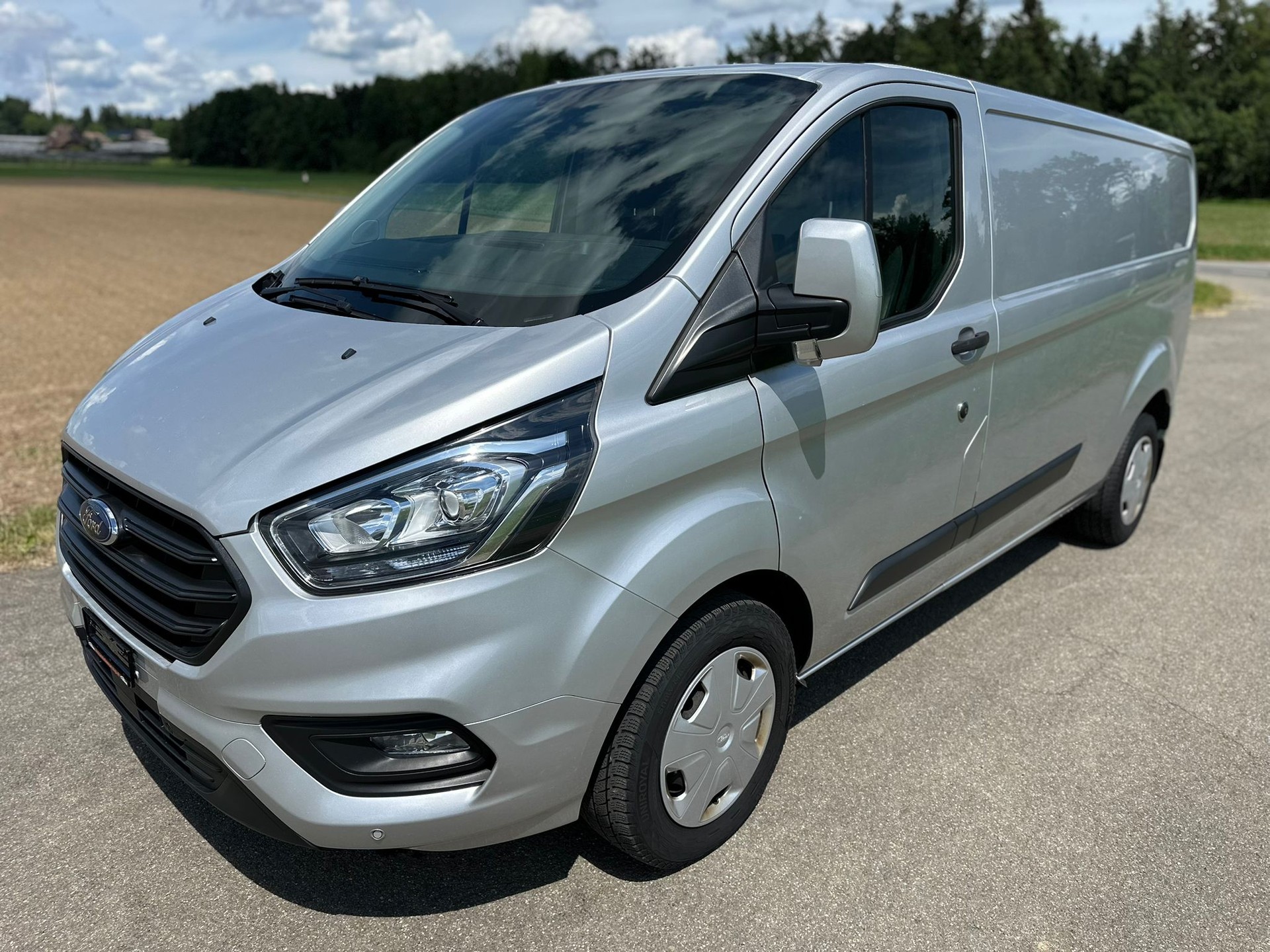 FORD Transit Custom Van 340 L2H1 Ambiente-image-1