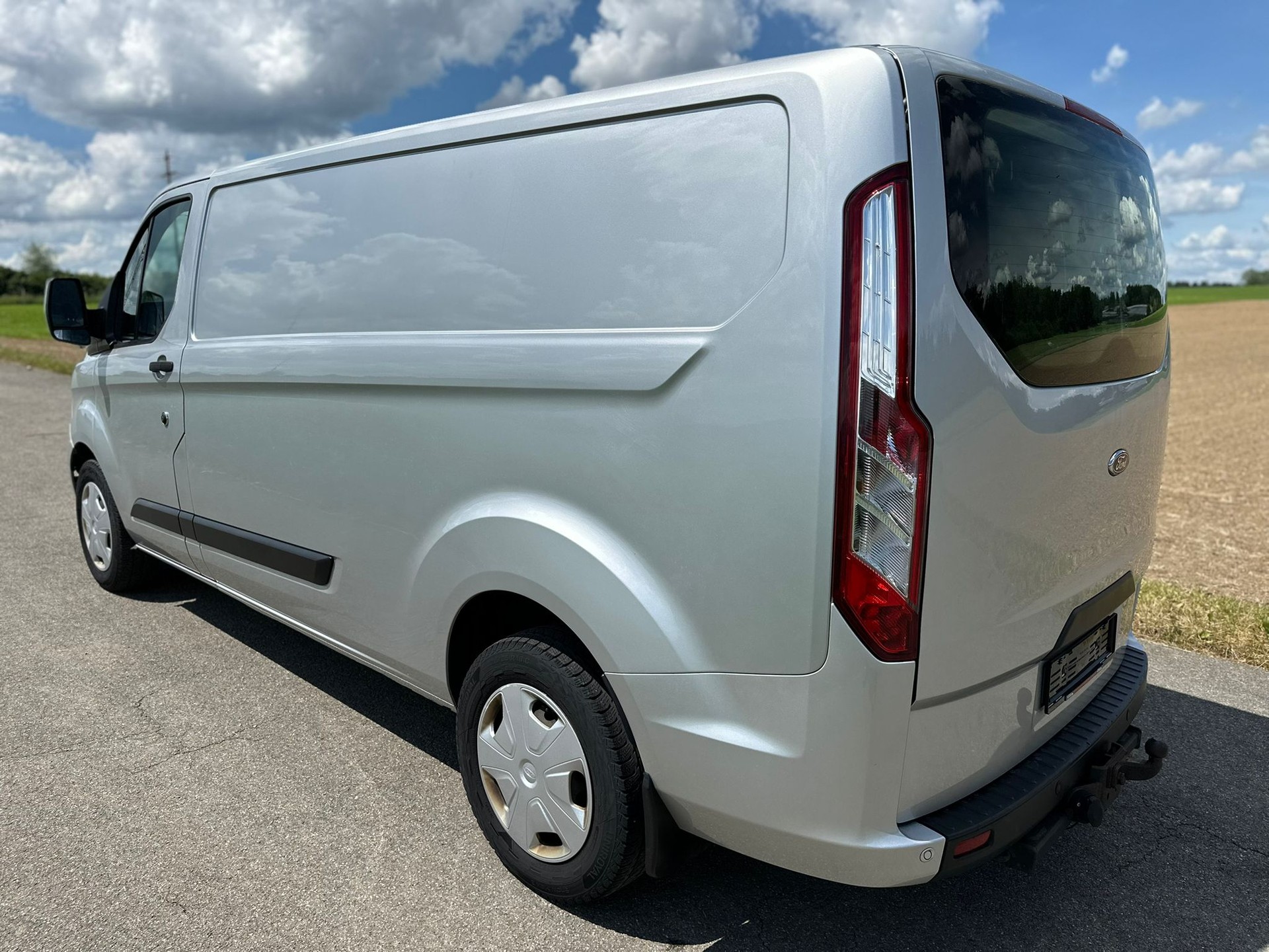 FORD Transit Custom Van 340 L2H1 Ambiente-image-7