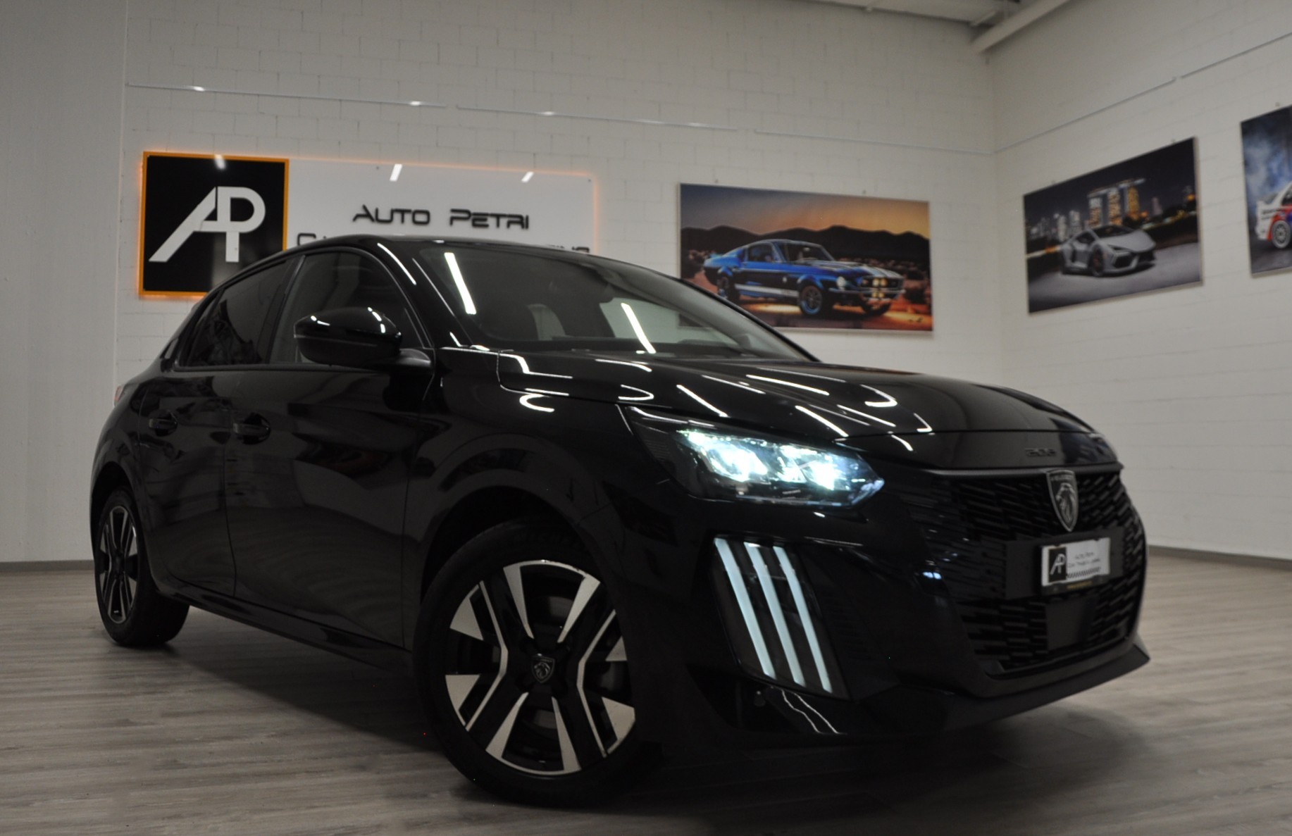 PEUGEOT 208 1.2 PureTech Allure EAT8