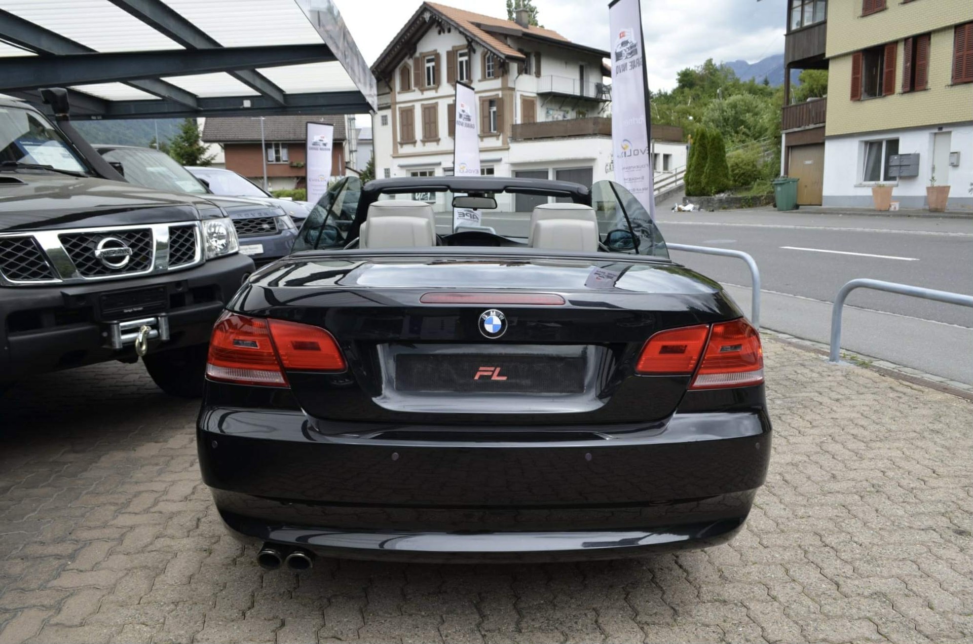 BMW 325i Cabriolet Steptronic-image-14