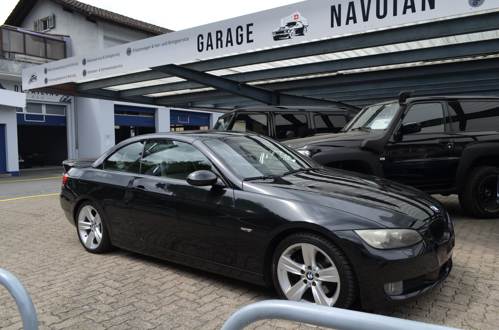 BMW 325i Cabriolet Steptronic-image-2