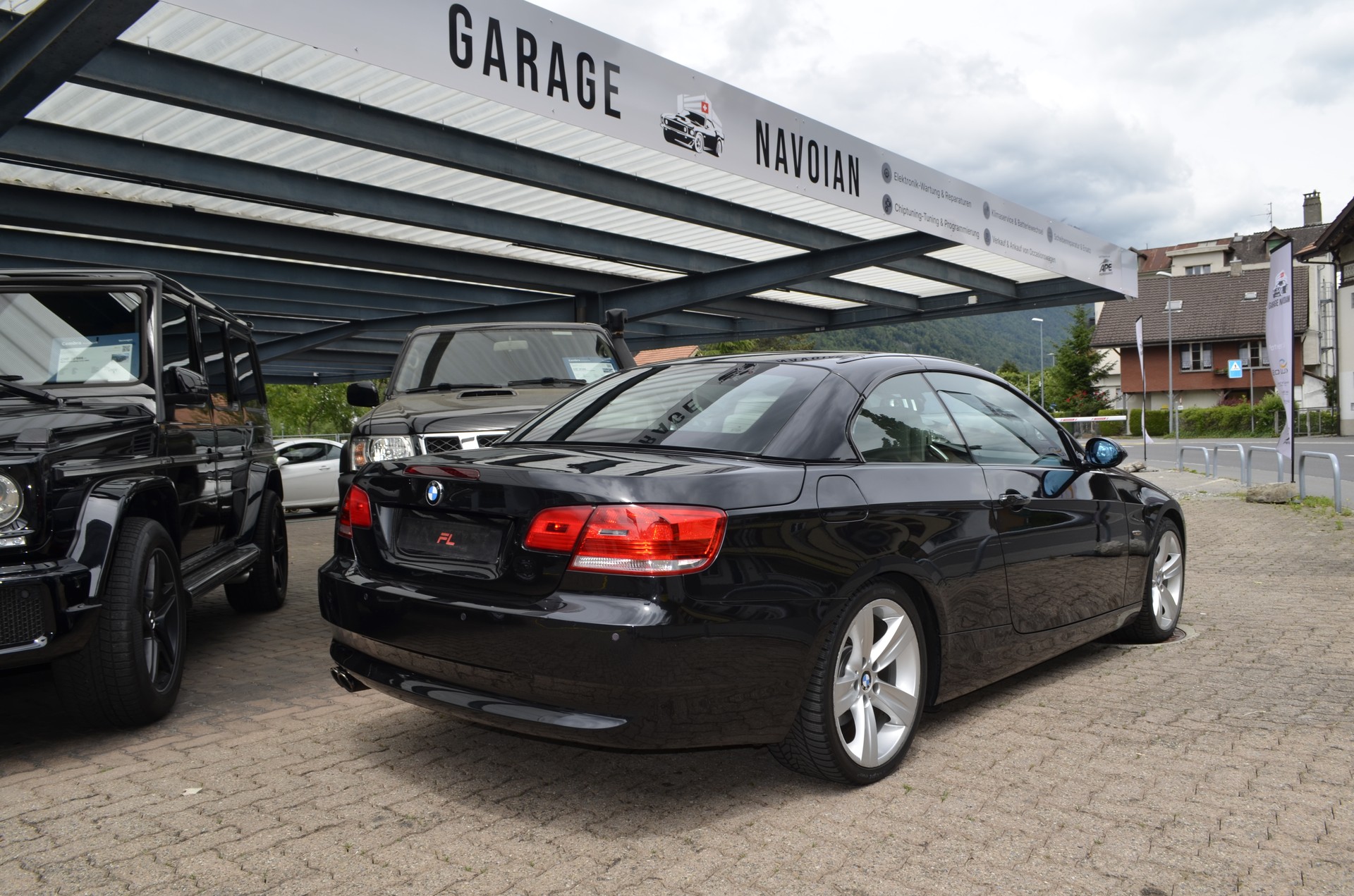 BMW 325i Cabriolet Steptronic-image-1