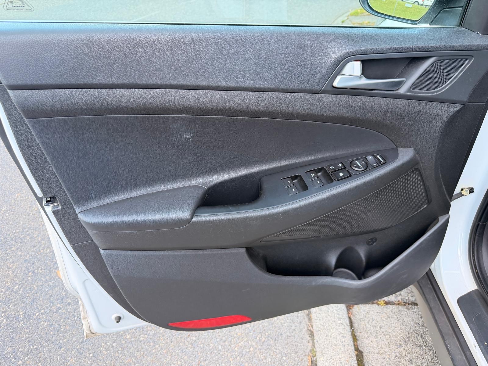 HYUNDAI Tucson 1.7 CRDI Origo 2WD DCT7-image-8
