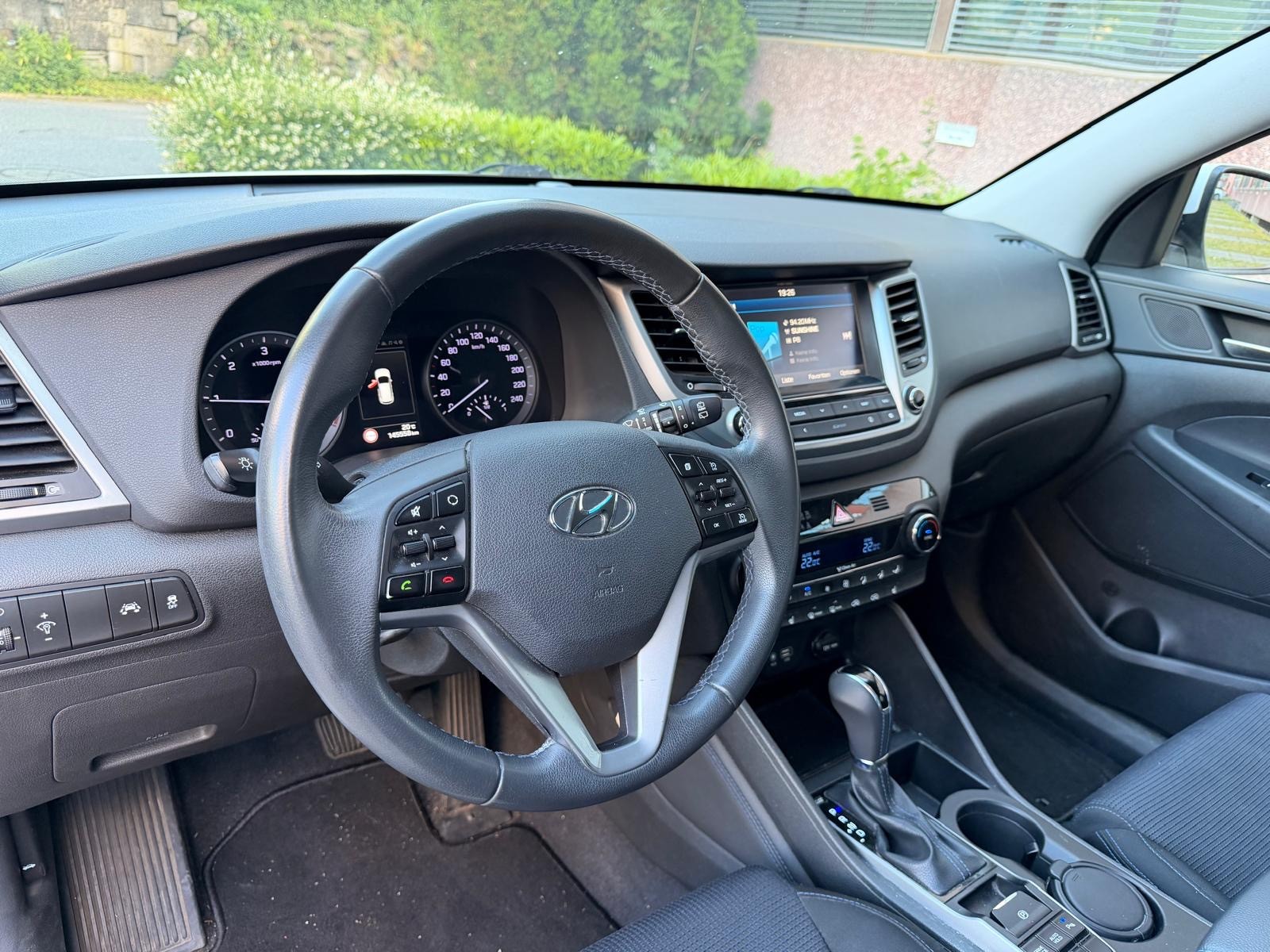 HYUNDAI Tucson 1.7 CRDI Origo 2WD DCT7-image-10