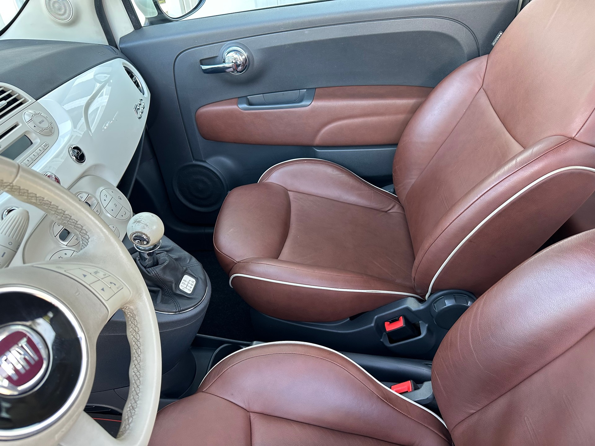 FIAT 500 1.4 16V Lounge-image-13