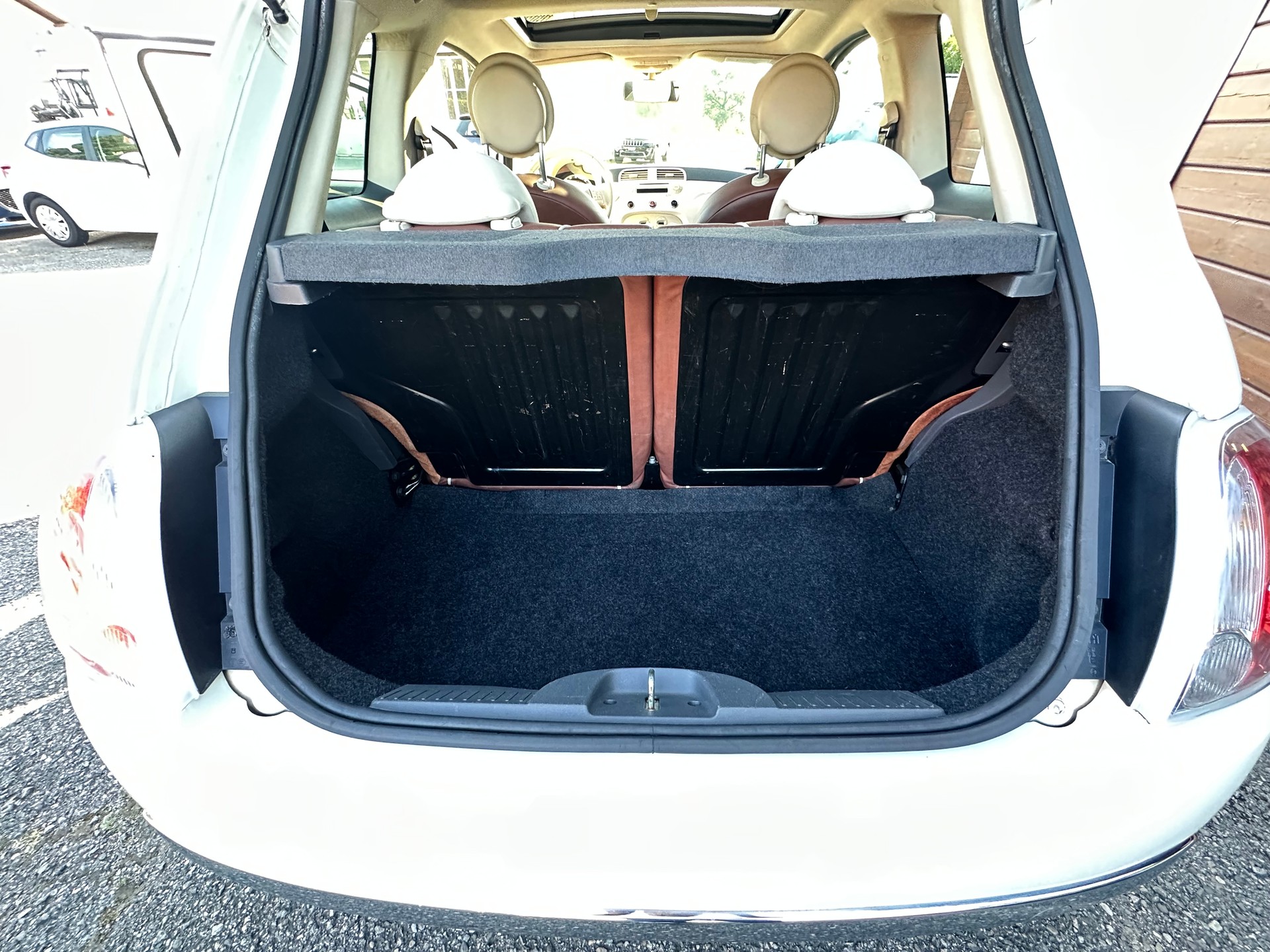 FIAT 500 1.4 16V Lounge-image-8