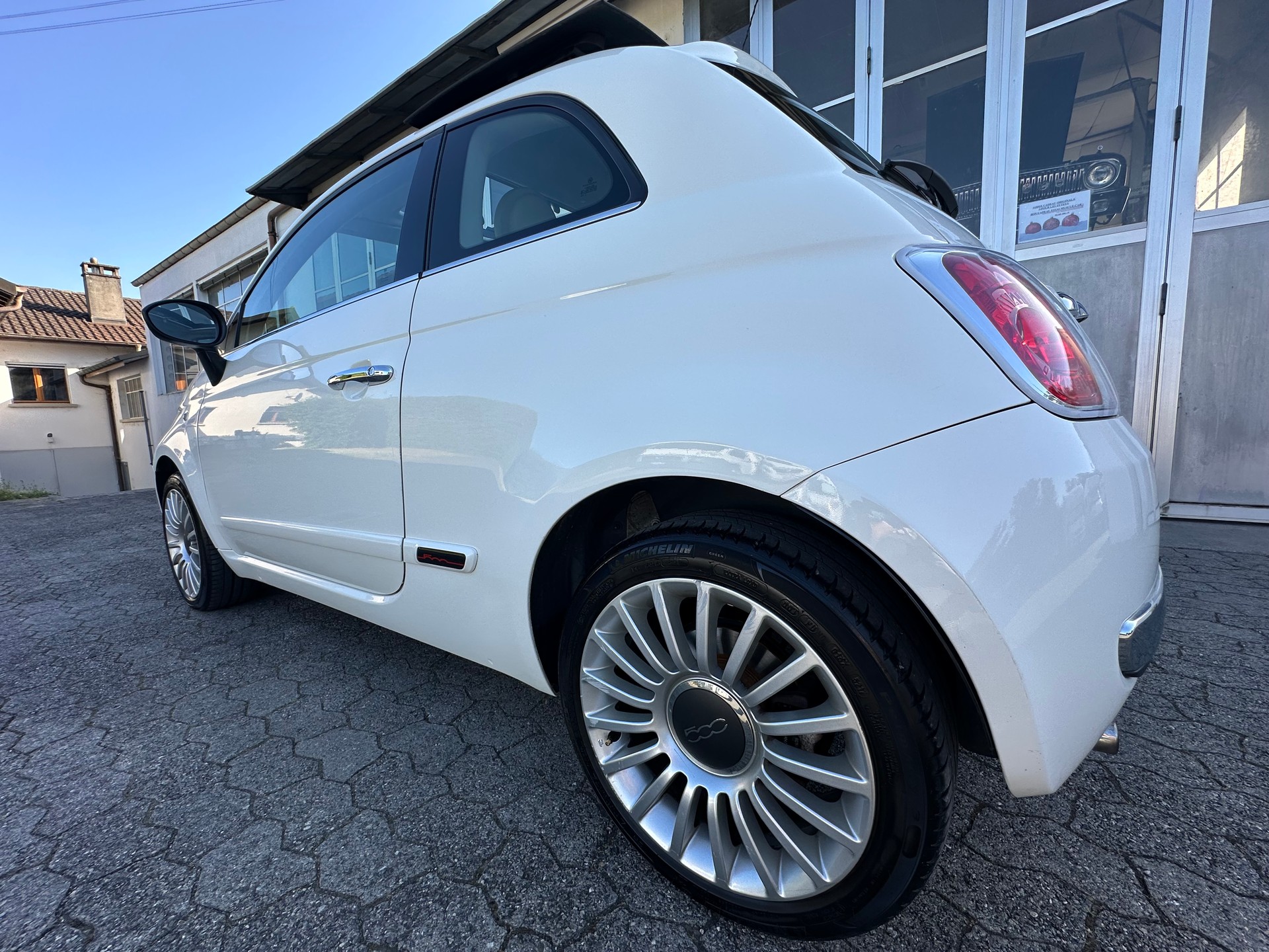 FIAT 500 1.4 16V Lounge-image-24