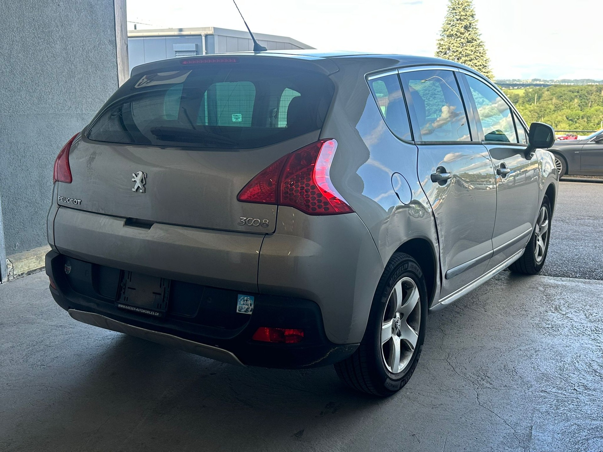 PEUGEOT 3008 1.6 16V T Active-image-3