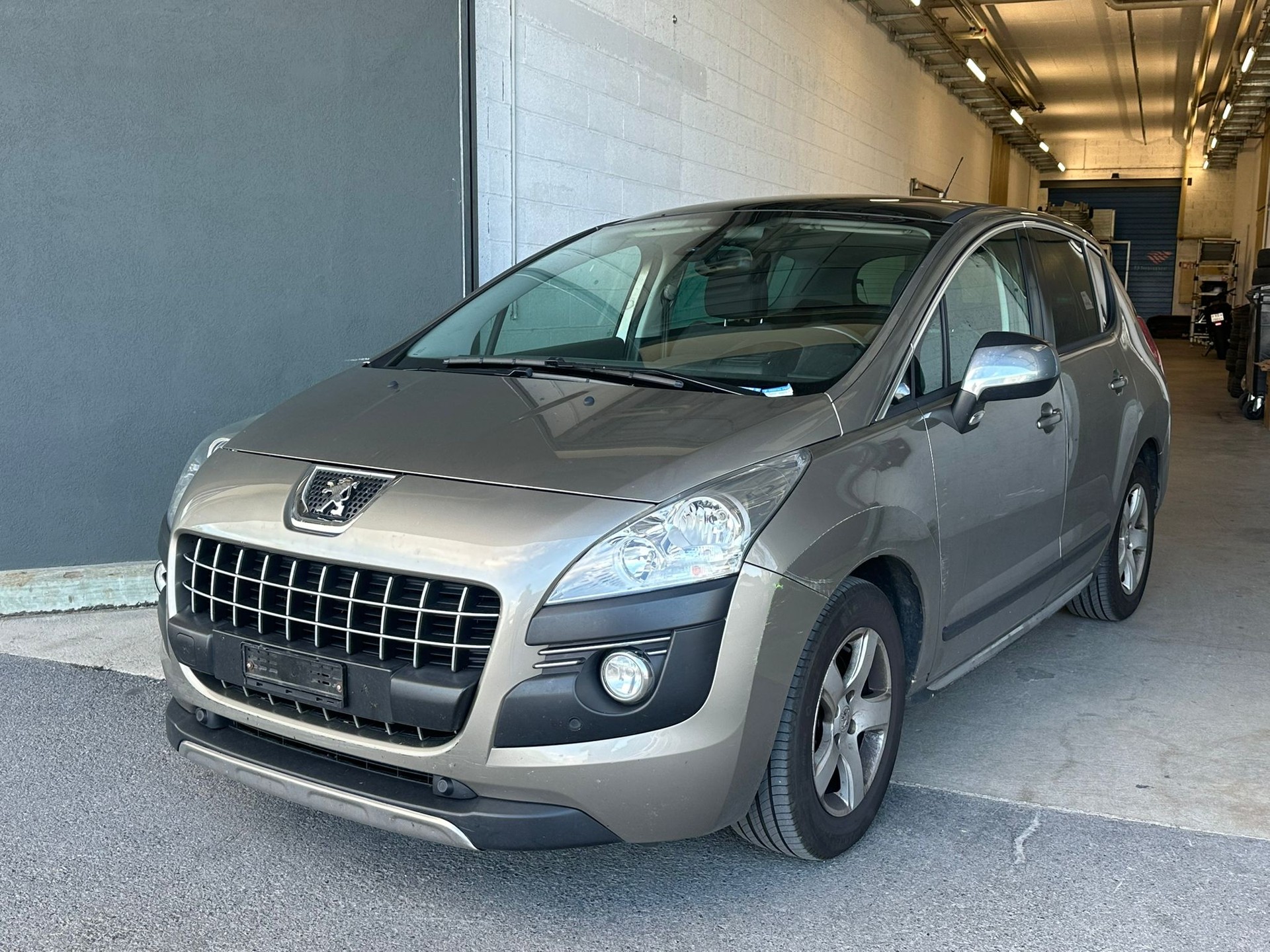 PEUGEOT 3008 1.6 16V T Active-image-0