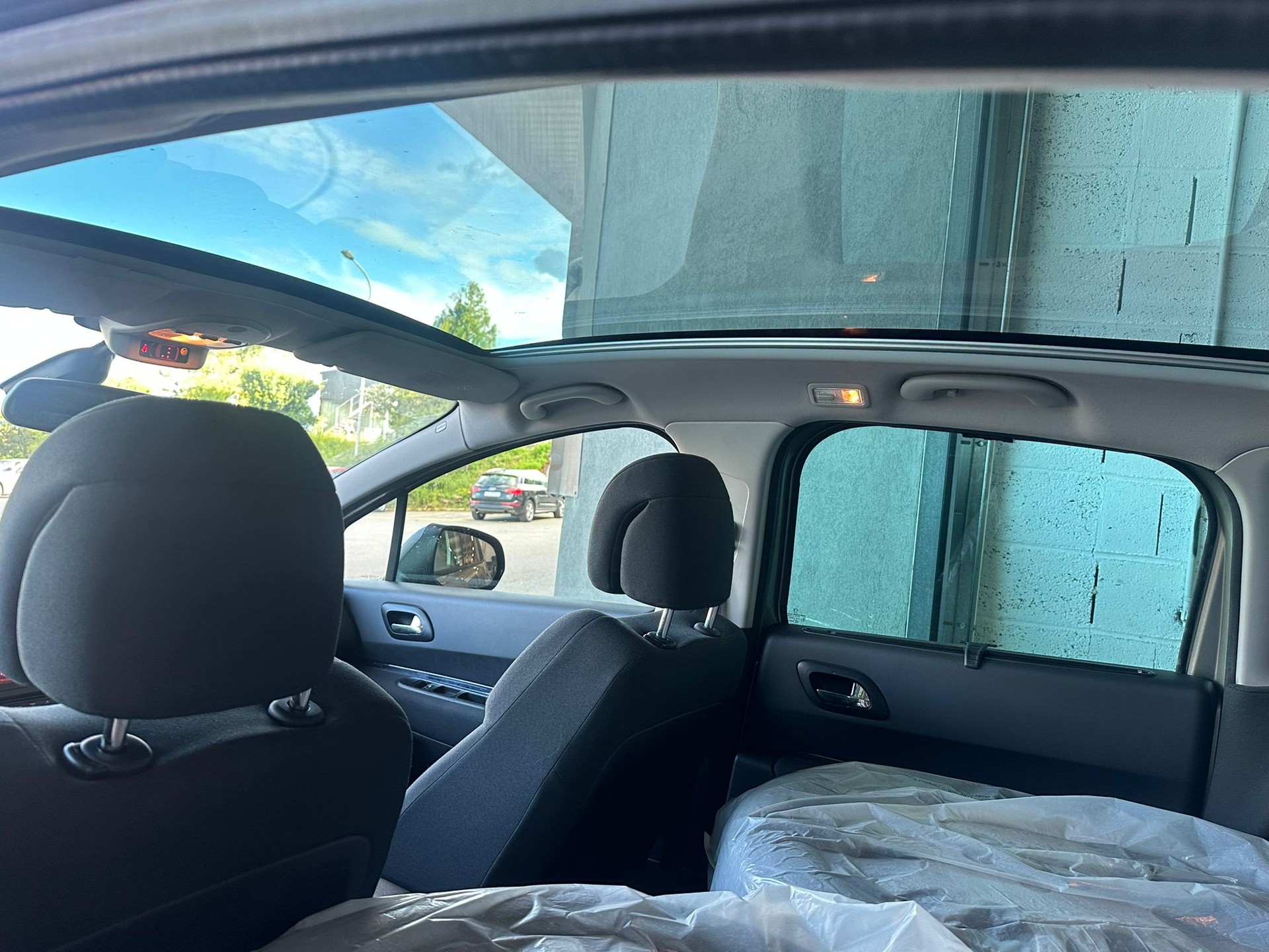 PEUGEOT 3008 1.6 16V T Active-image-9