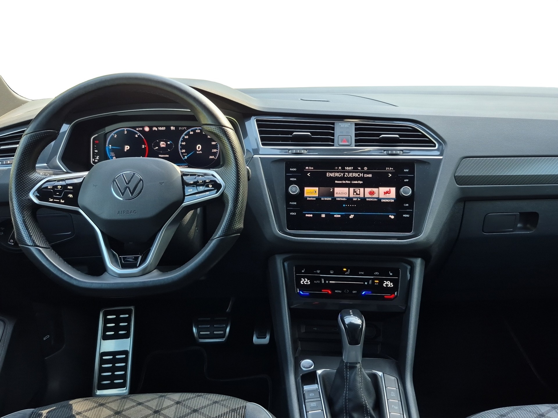 VW Tiguan 2.0 TDI SCR R-Line 4Motion DSG *Anhängerkupplung*-image-10