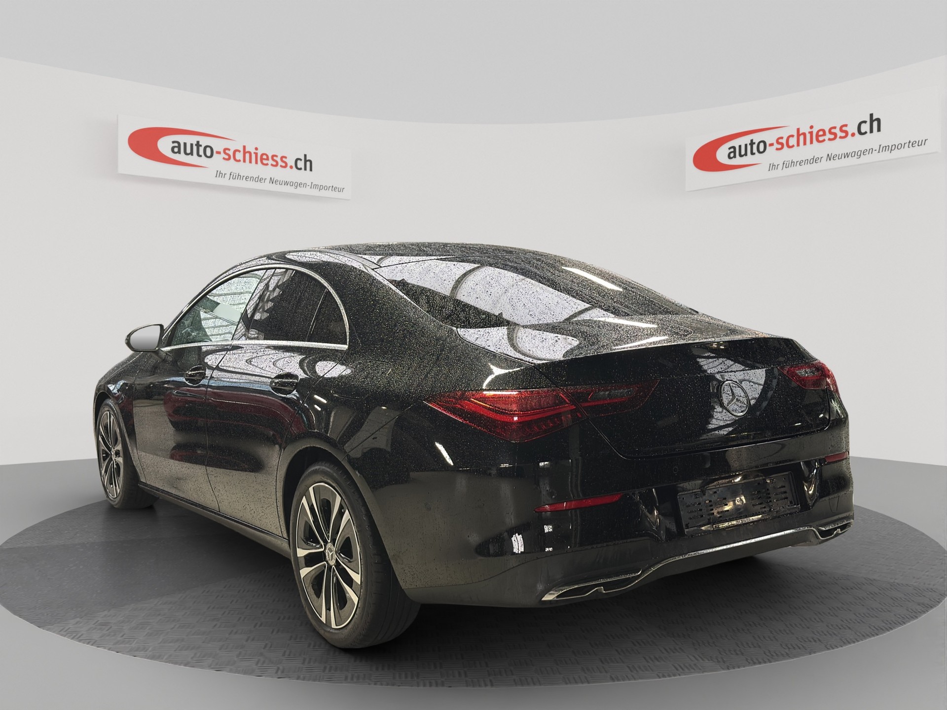 MERCEDES-BENZ CLA 180 7G-DCT Progressive-image-2