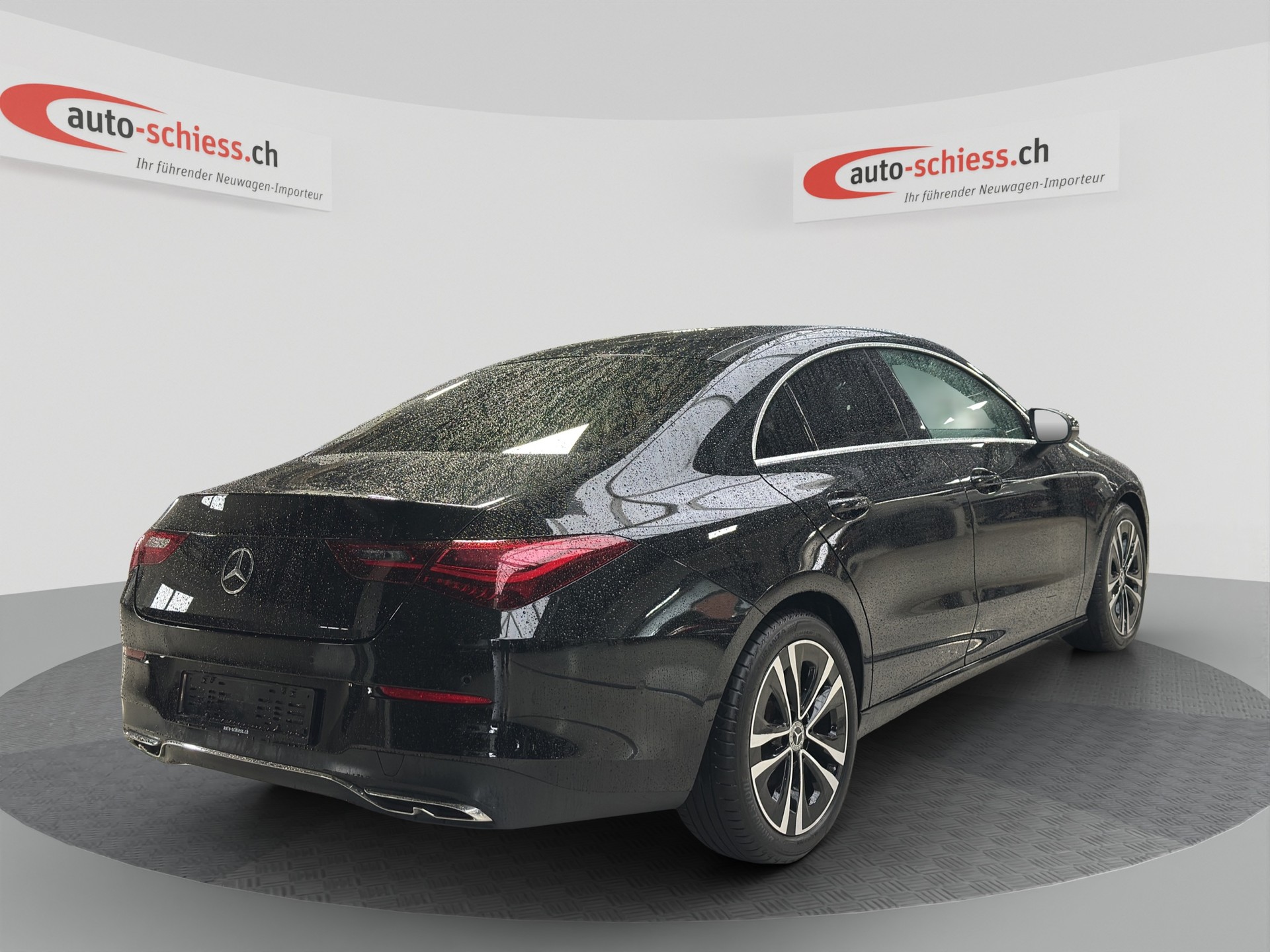 MERCEDES-BENZ CLA 180 7G-DCT Progressive-image-4