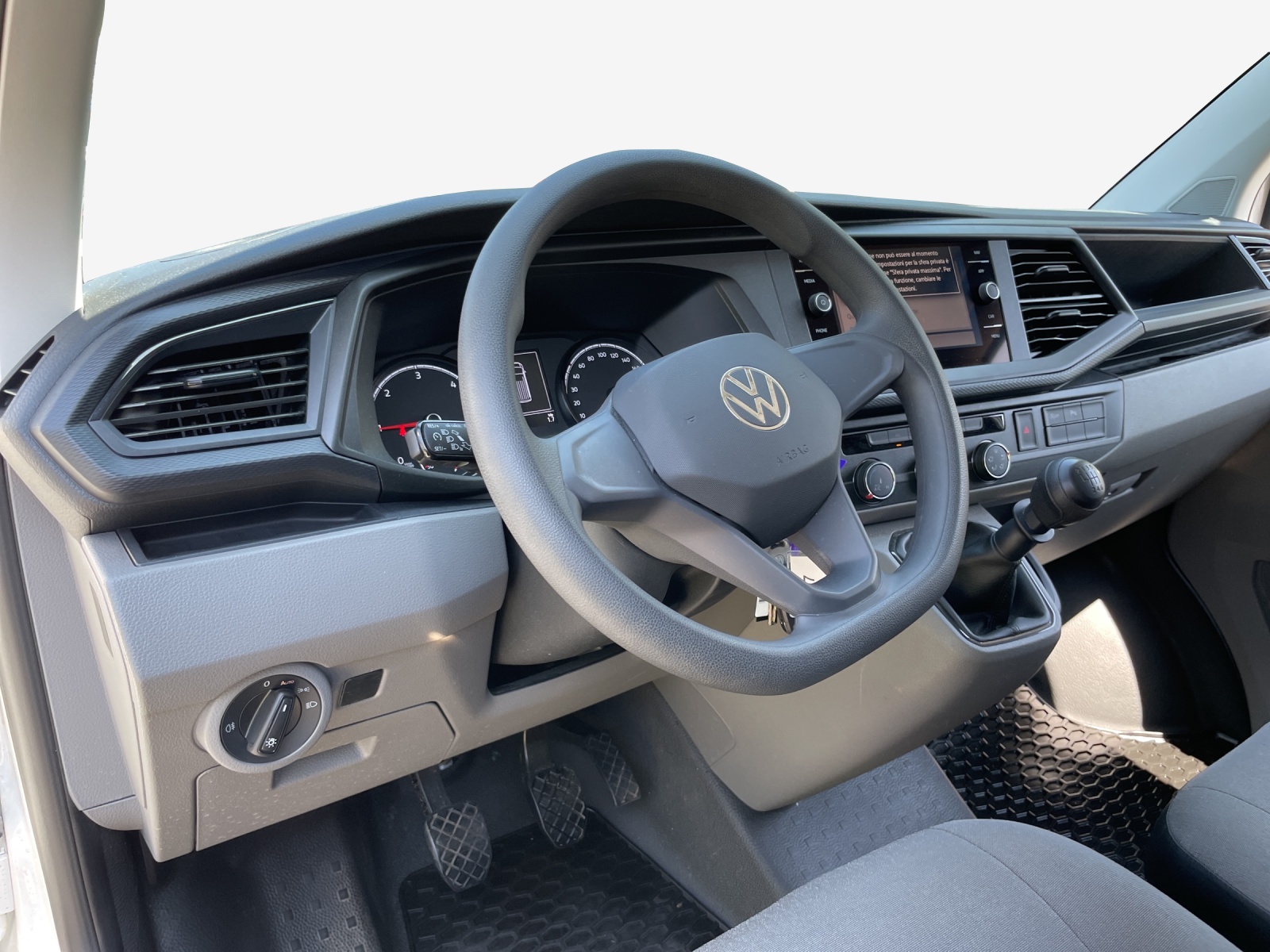 VW T6.1 2.0 TDI-image-8