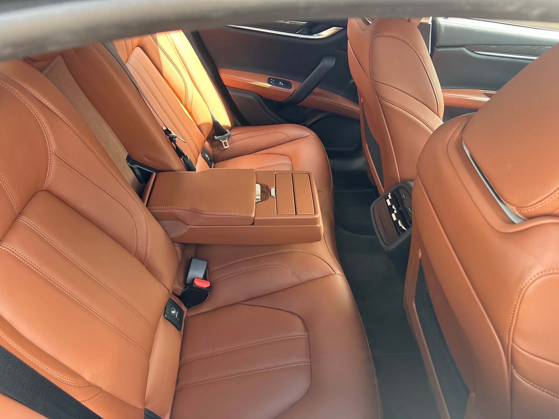 MASERATI Ghibli S Q4 3.0 GranSport Automatica-image-9