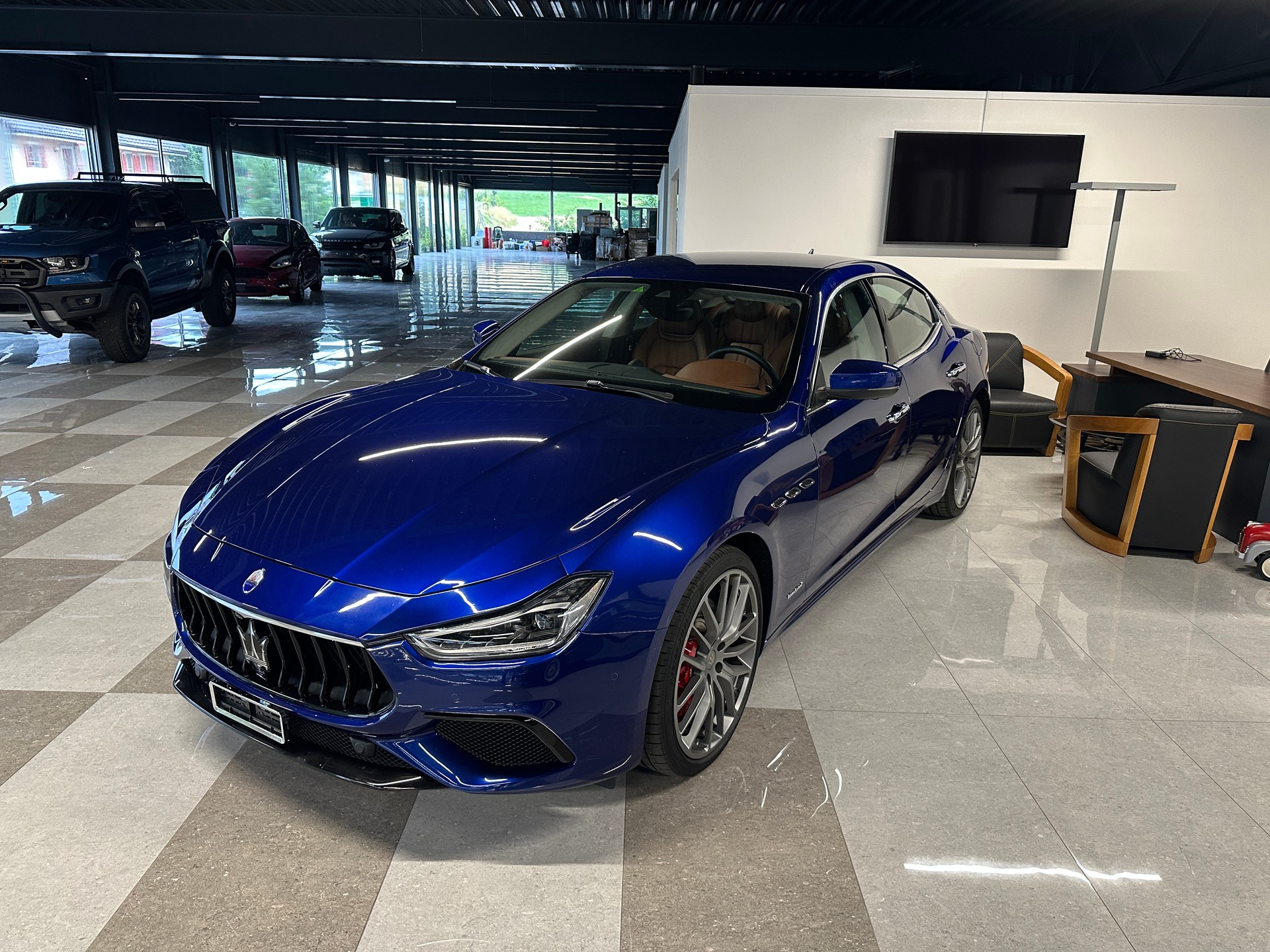 MASERATI Ghibli S Q4 3.0 GranSport Automatica-image-3