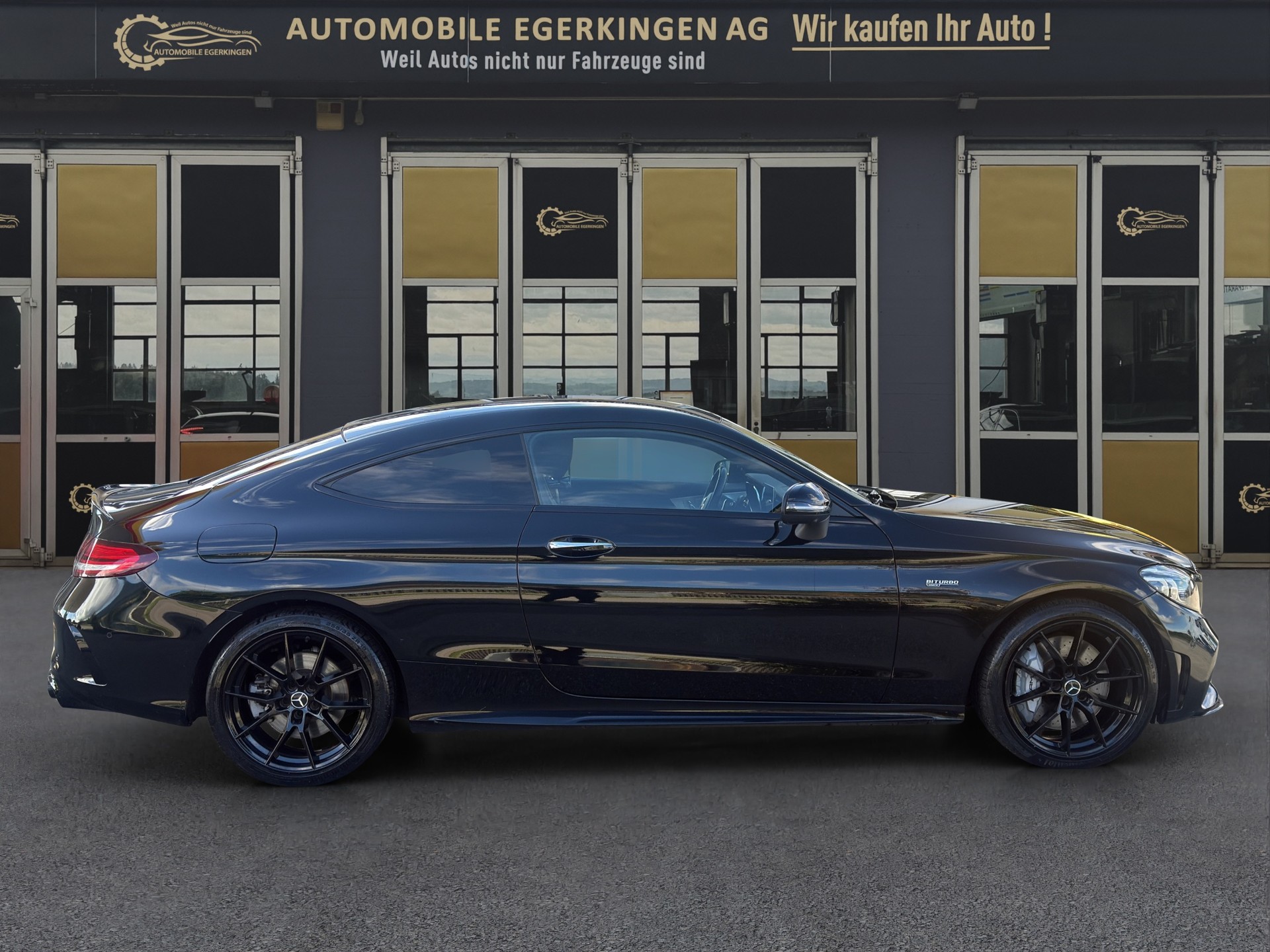 MERCEDES-BENZ C 43 AMG 4matic Coupé-image-3