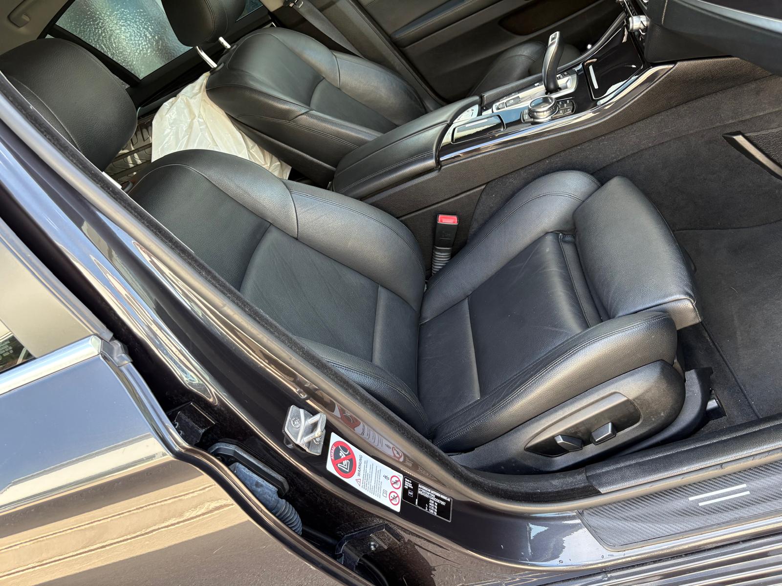 BMW 520d xDrive Modern Line Steptronic Facelift-image-10