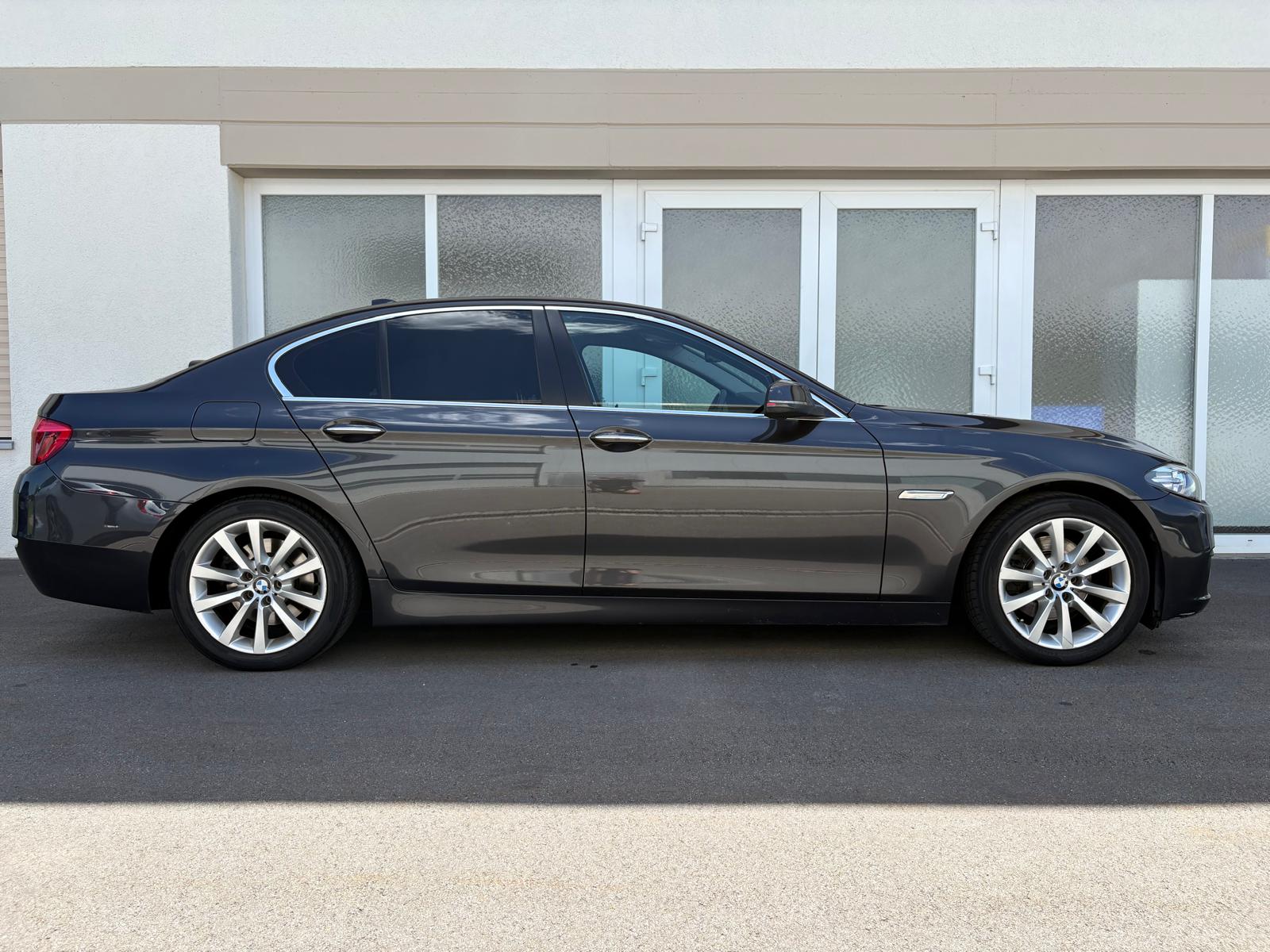 BMW 520d xDrive Modern Line Steptronic Facelift-image-2