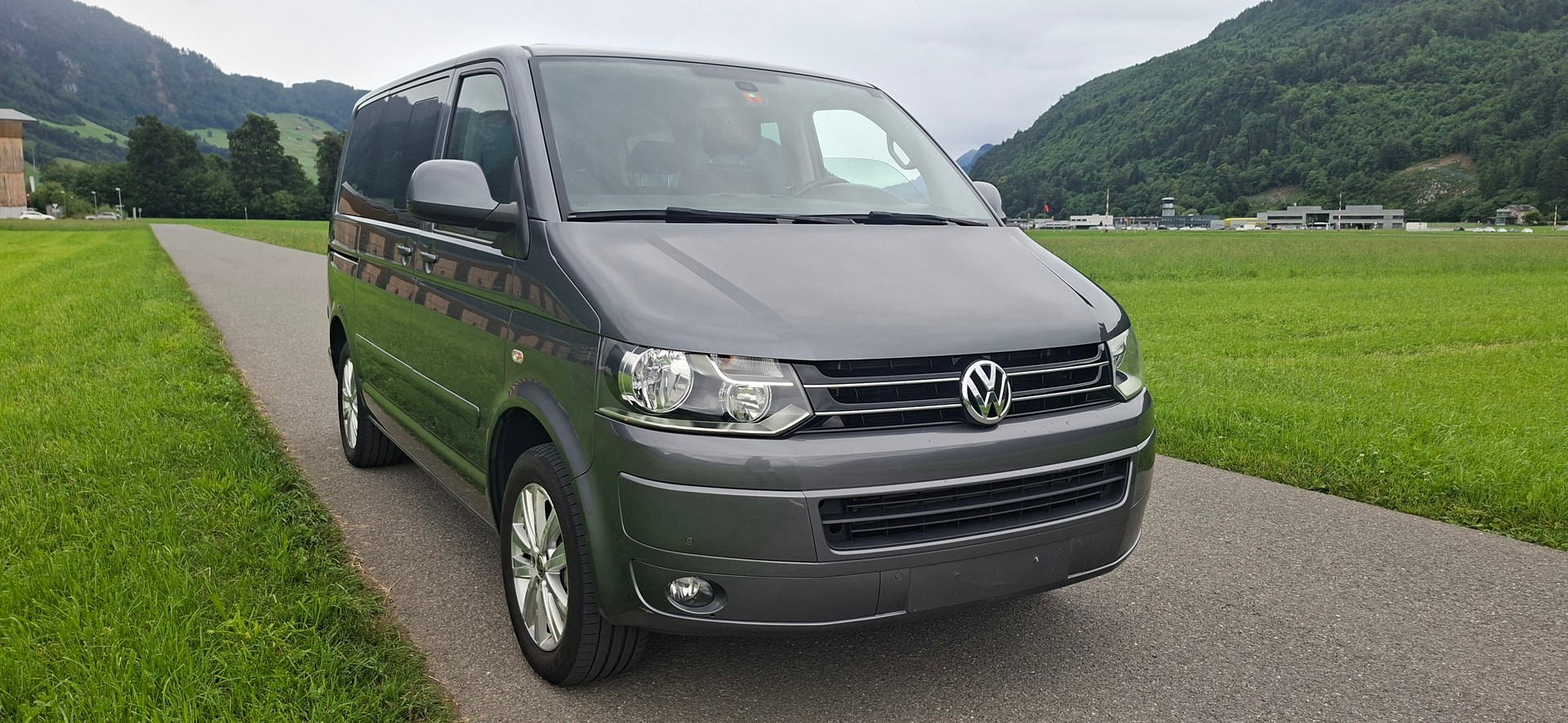 VW T5 Multivan 2.0 TDI Comfortline 4Motion DSG-image-3
