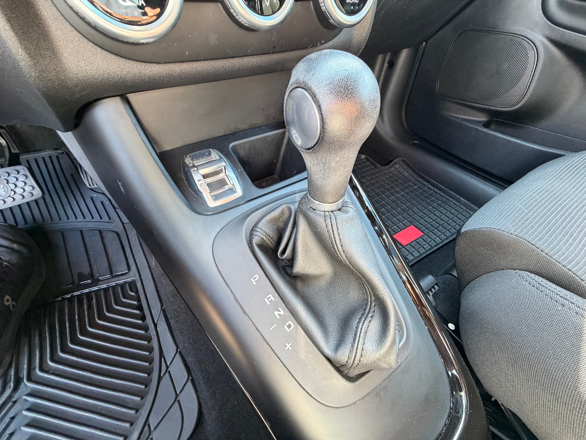 ALFA ROMEO Giulietta 1.4 MultiAir Progression TCT-image-13