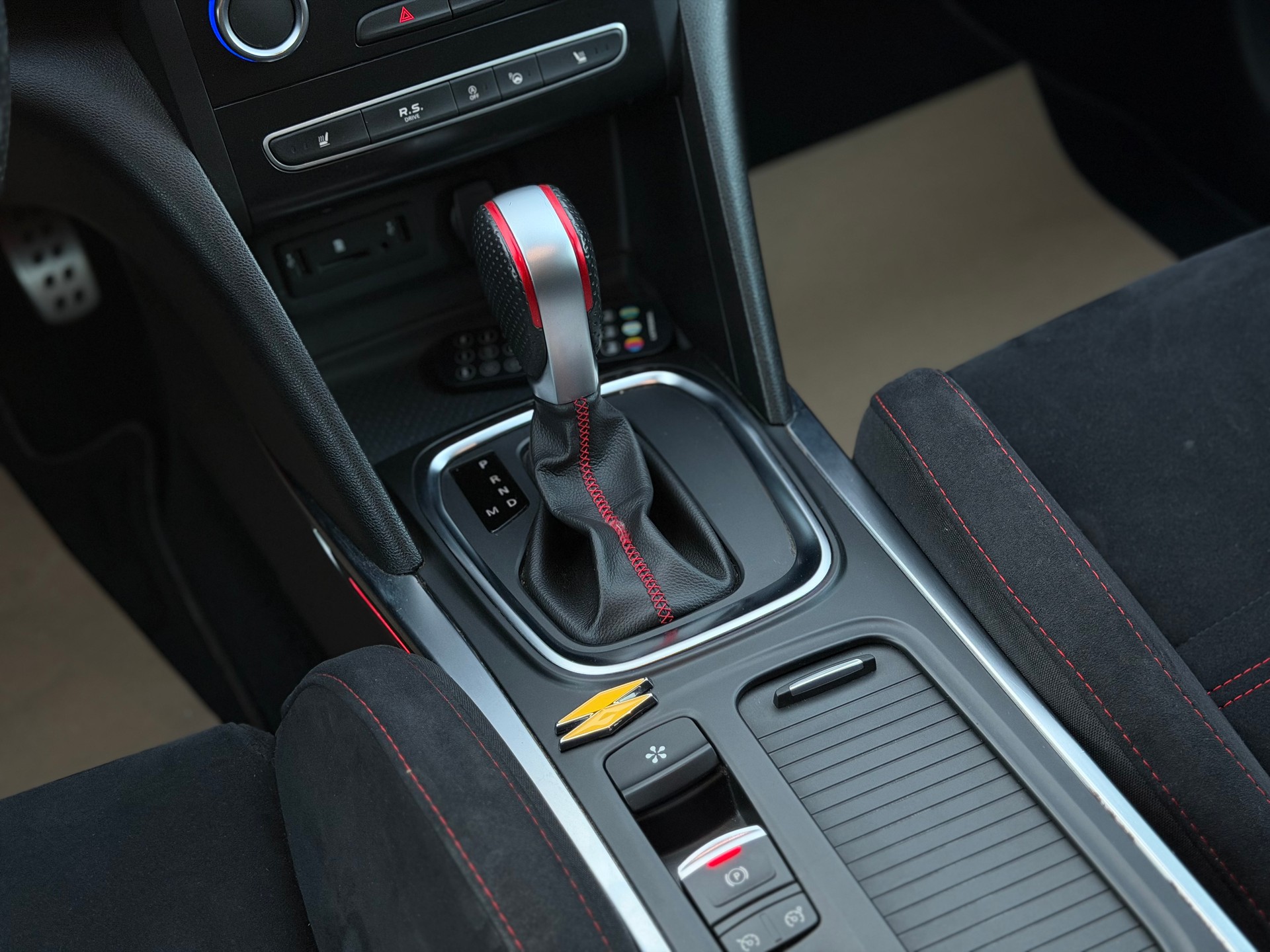 RENAULT Mégane RS 280 EDC-image-19