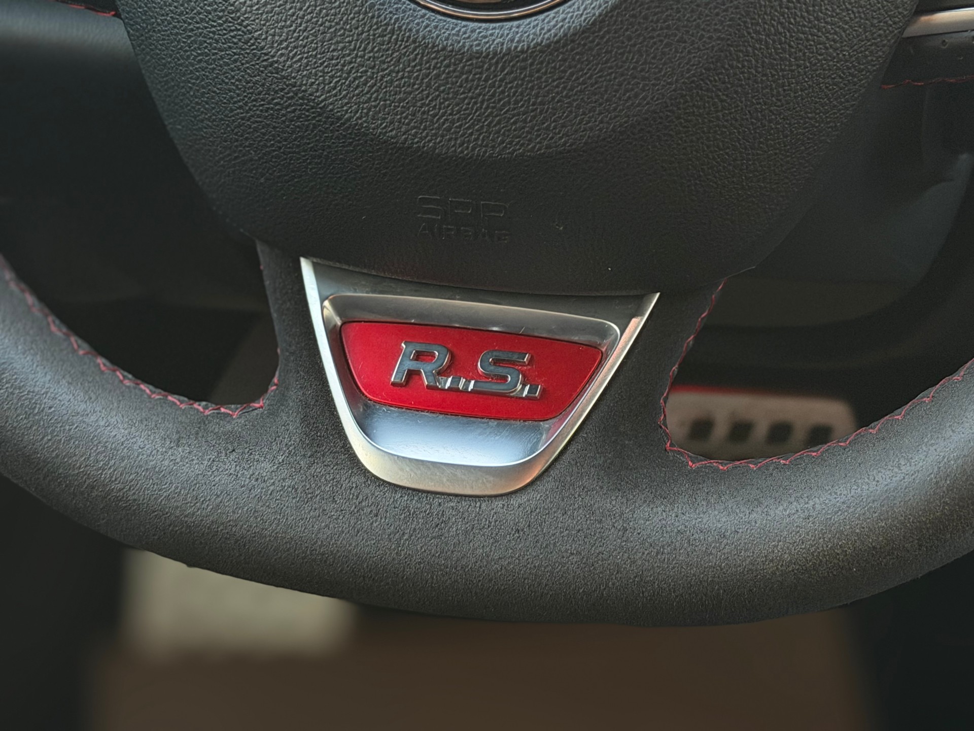 RENAULT Mégane RS 280 EDC-image-17