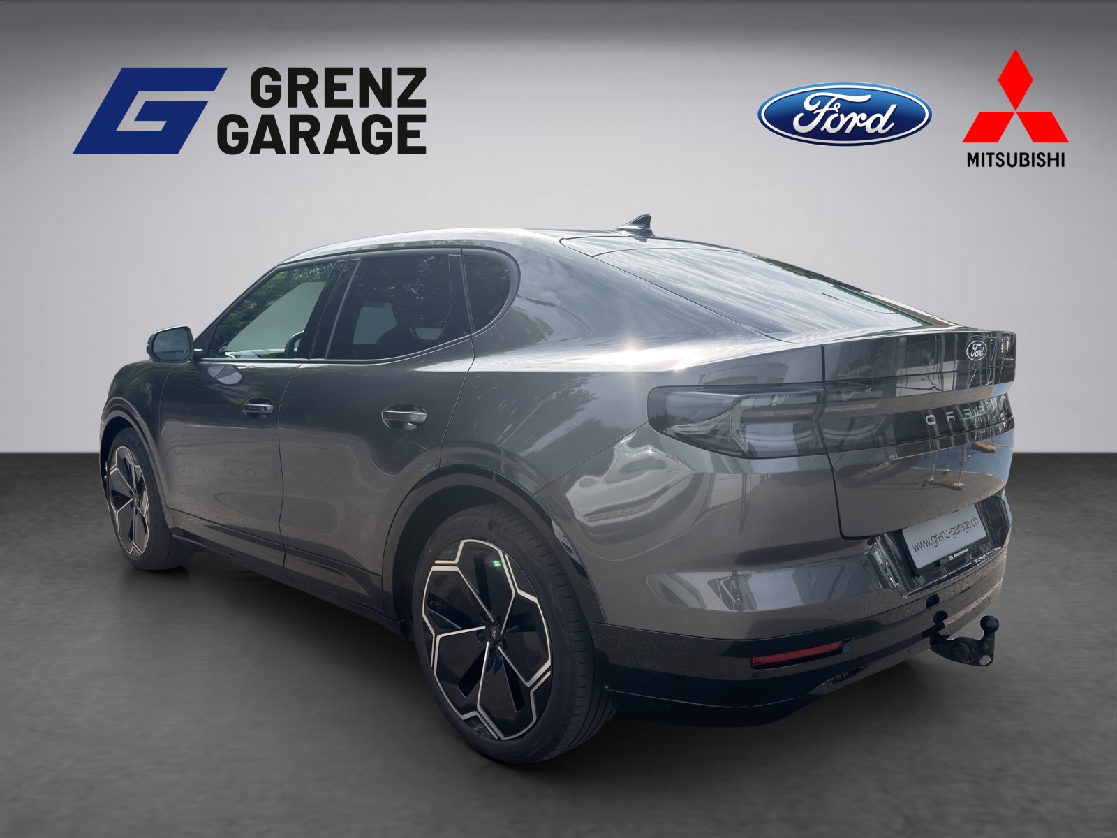 FORD Capri Extended Range Premium-image-2