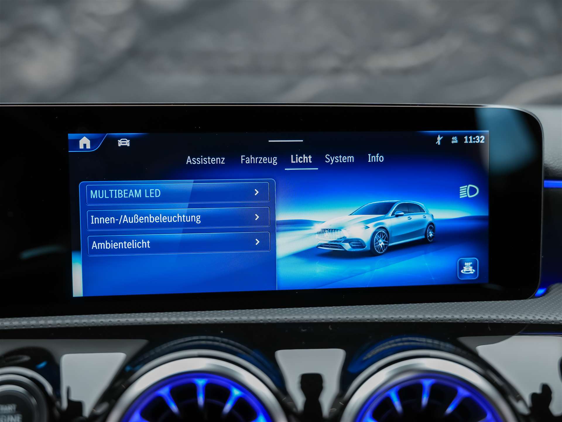 MERCEDES-BENZ A 35 AMG 4matic *Panorama*20" Felgen*Multibeam LED*-image-40